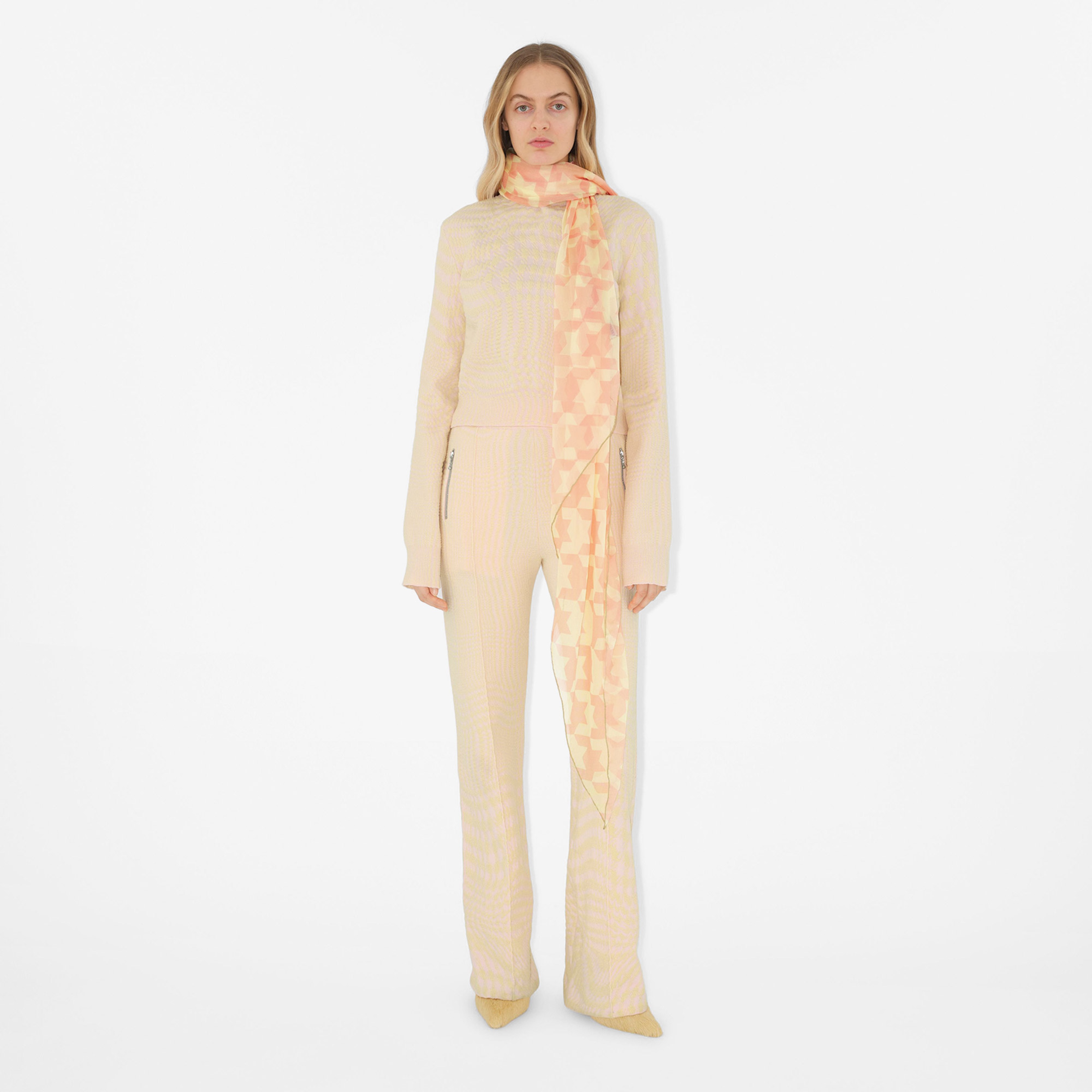 Burberry Unisex Pembe Eşarp