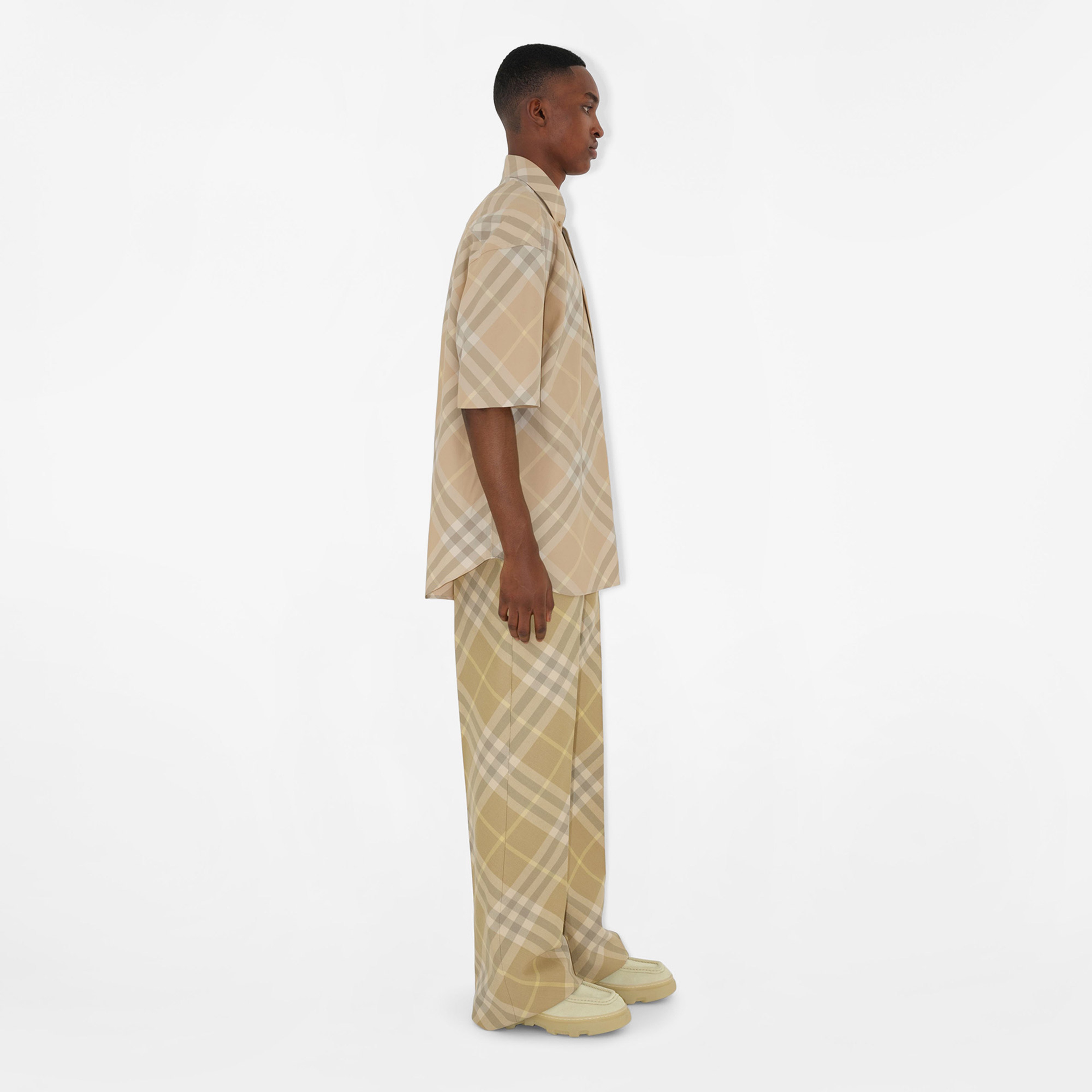 Burberry Erkek Bej Gömlek