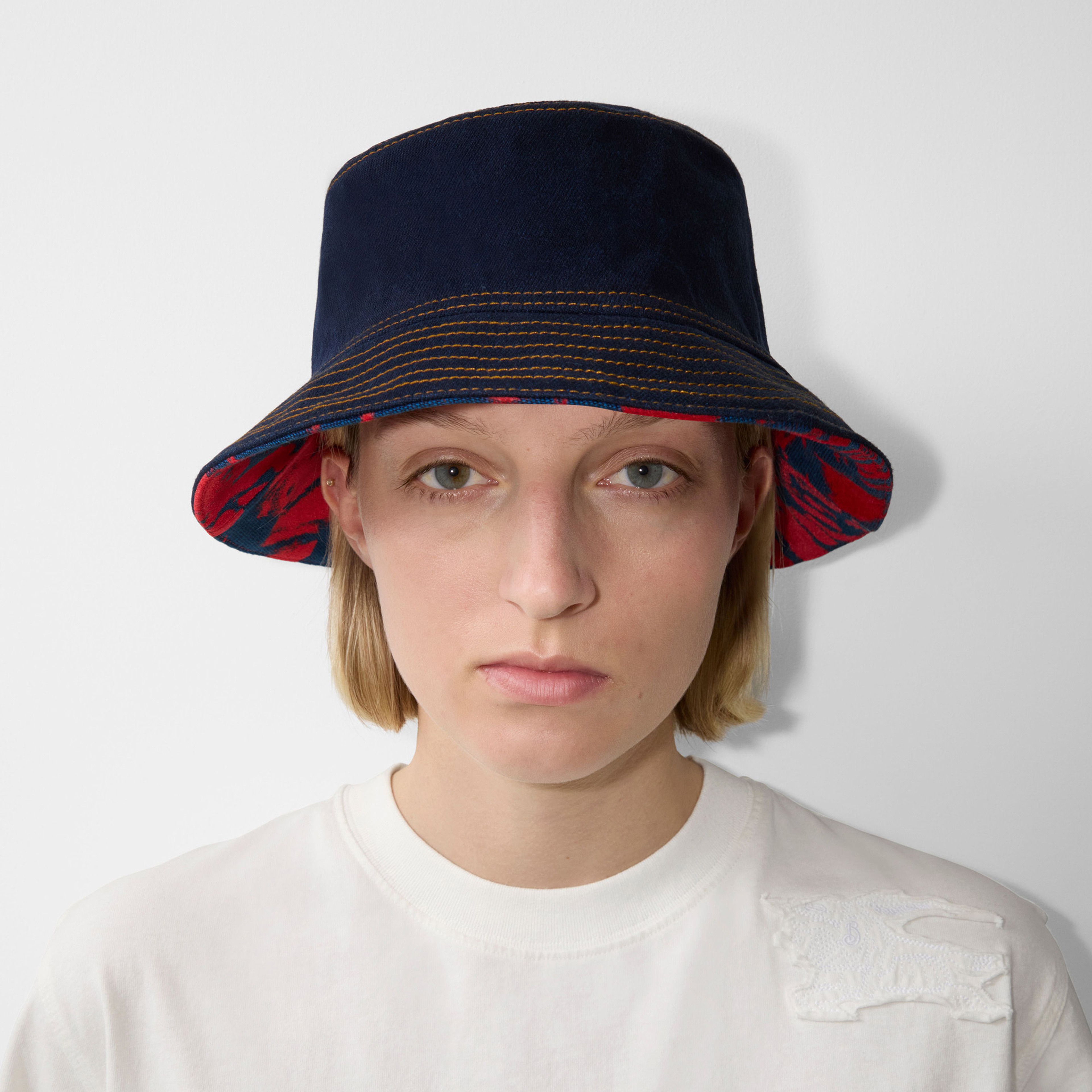 Burberry Unisex Lacivert Şapka