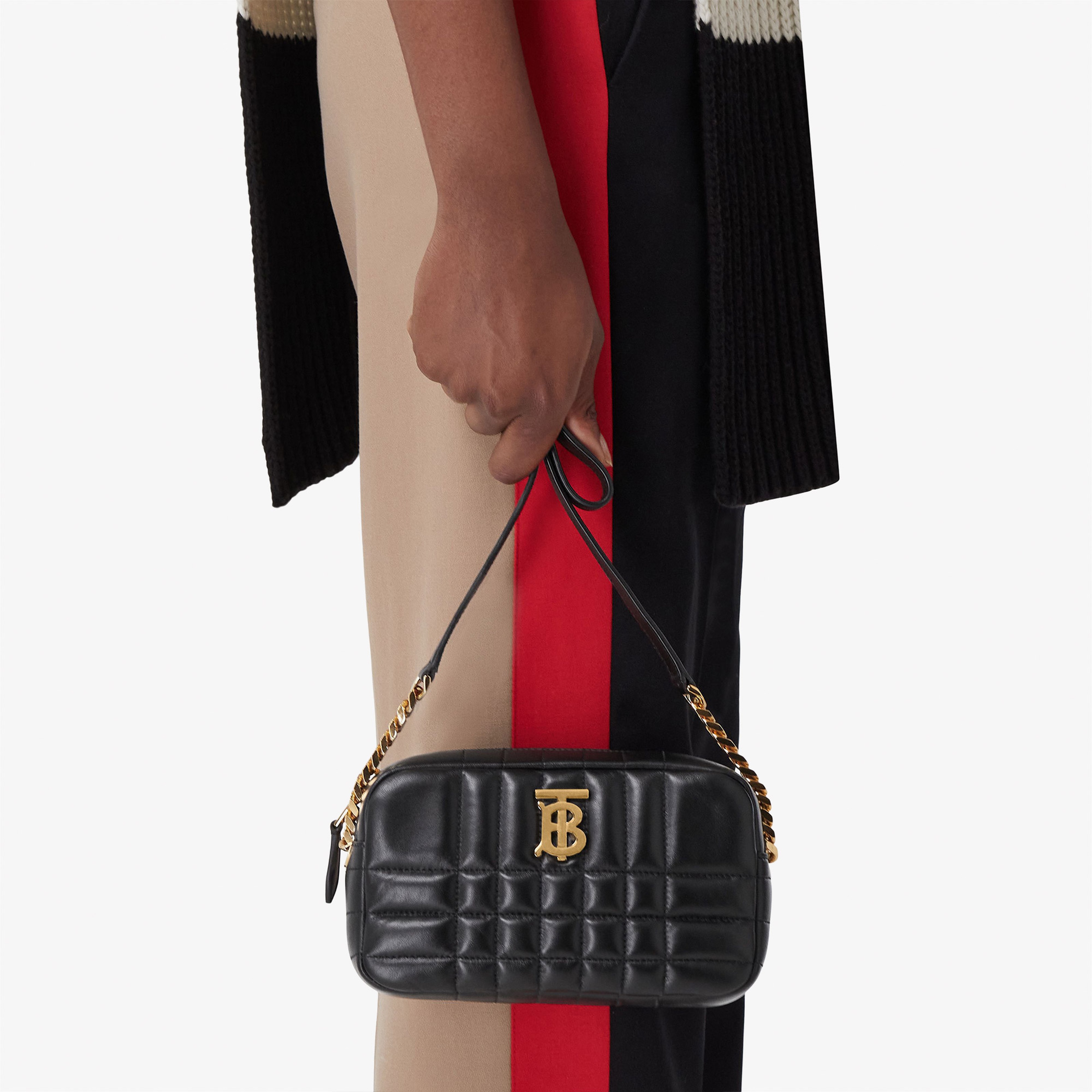 Burberry Kadın Siyah Çanta