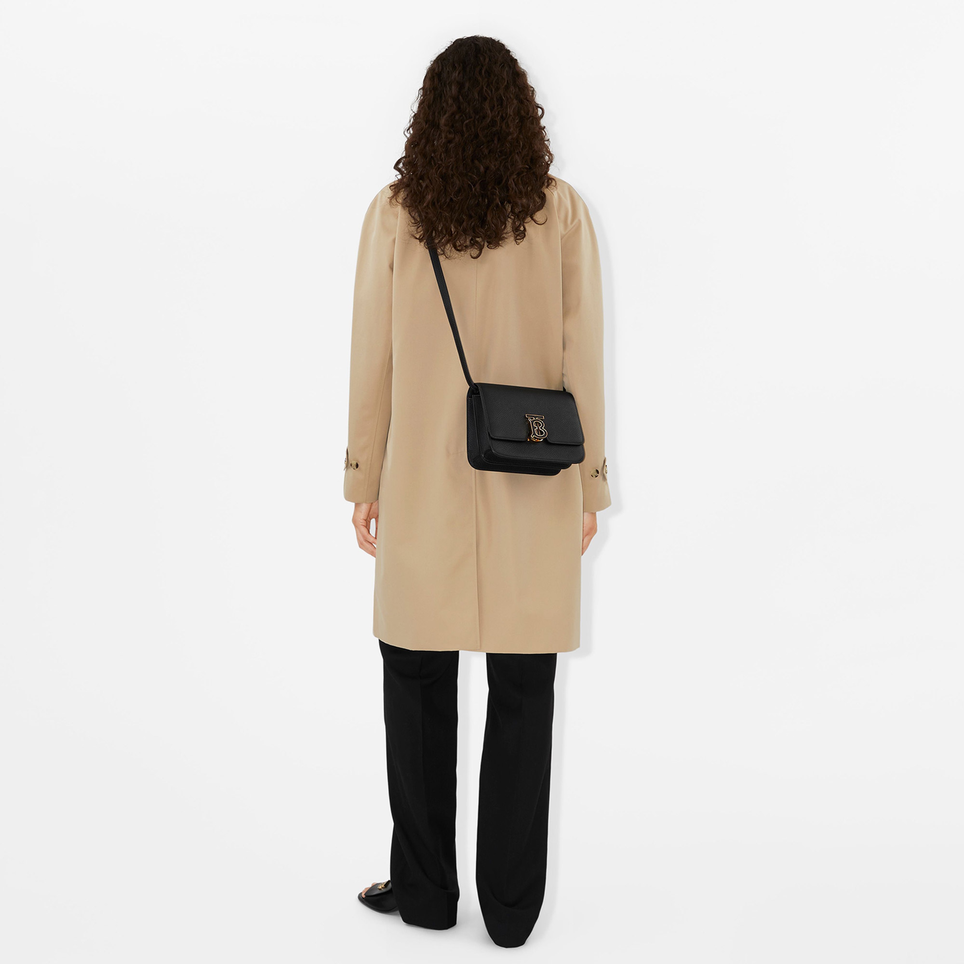 Burberry Kadın Siyah Çanta