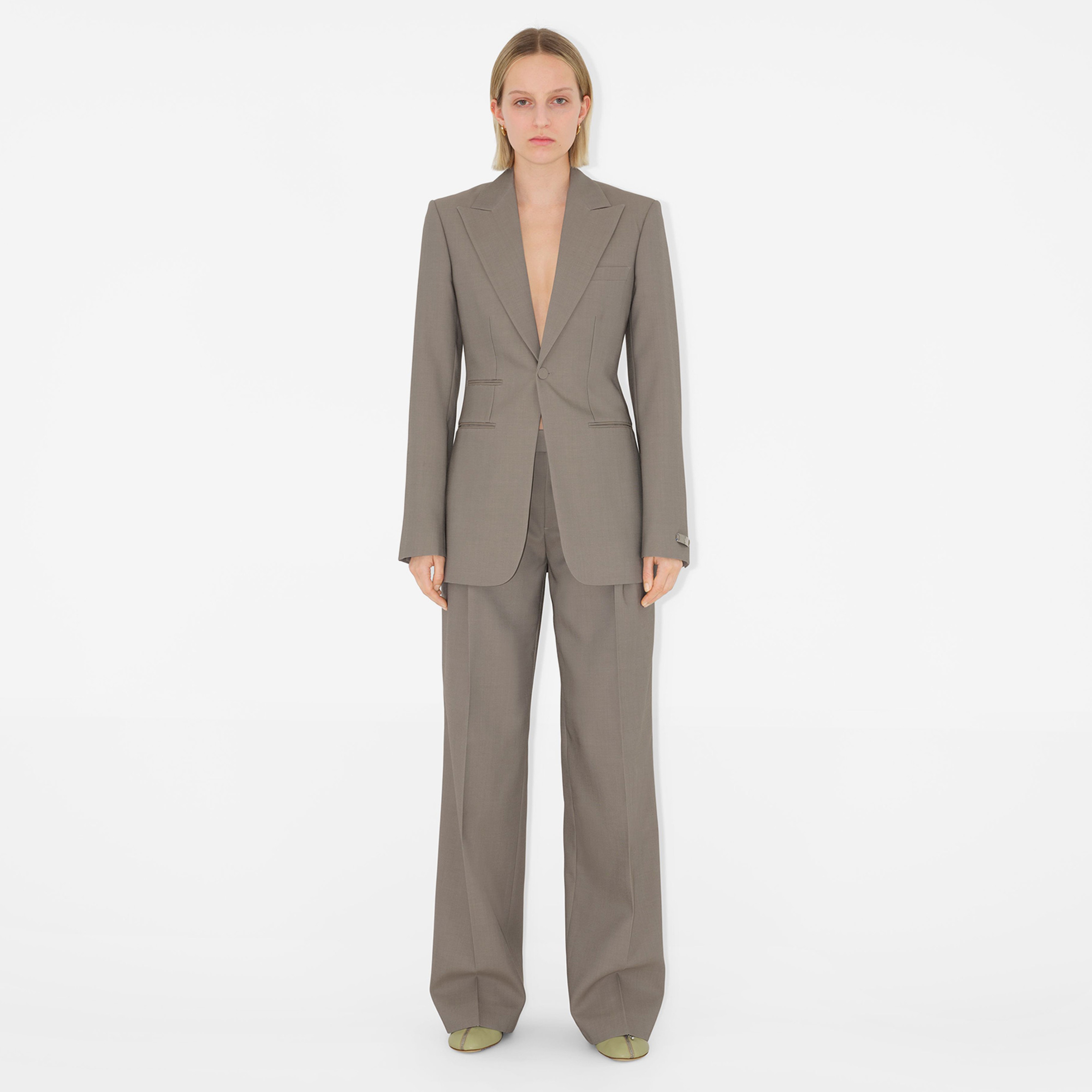 Burberry Kadın Bej Ayakkabı