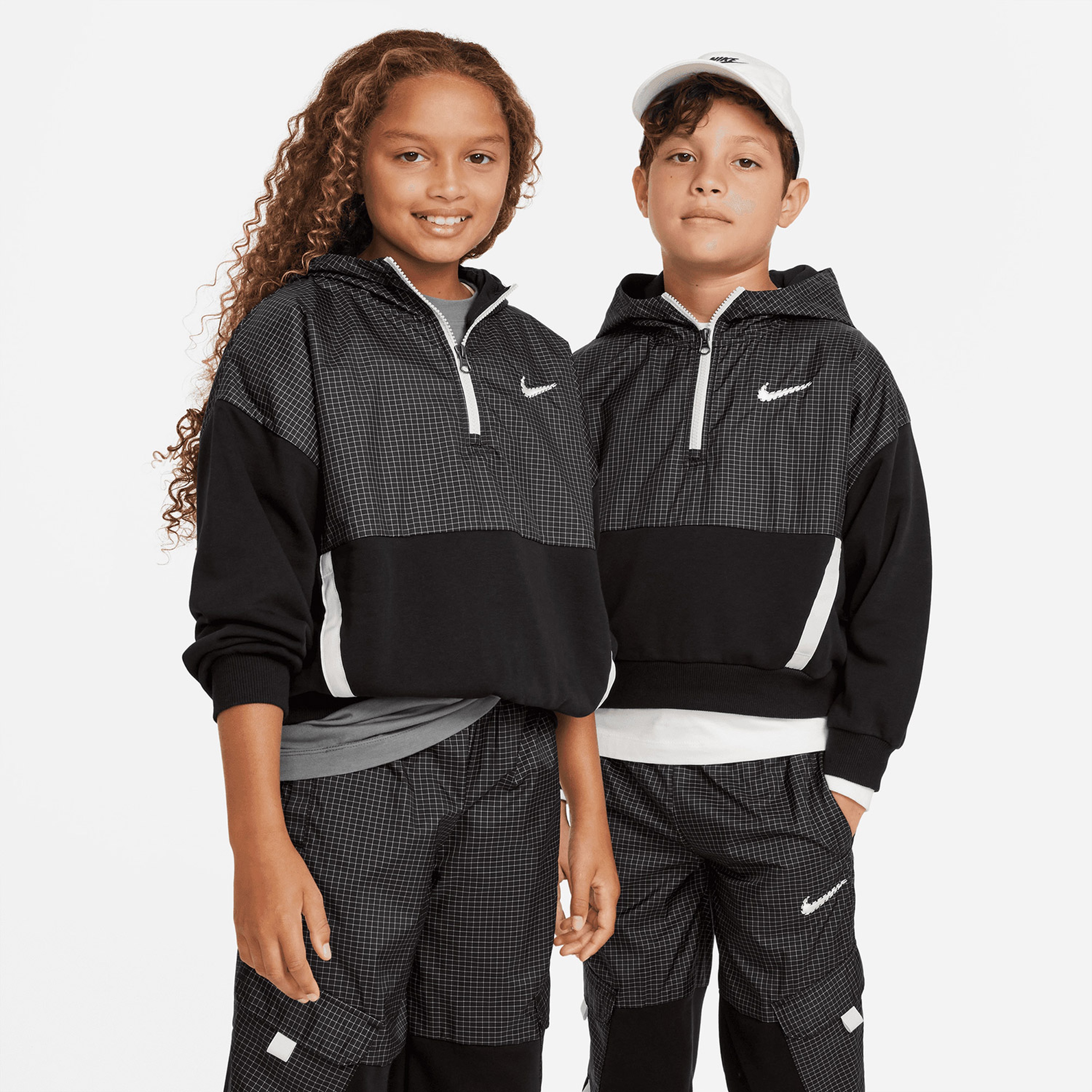 Nike Çocuk Siyah Sweatshirt