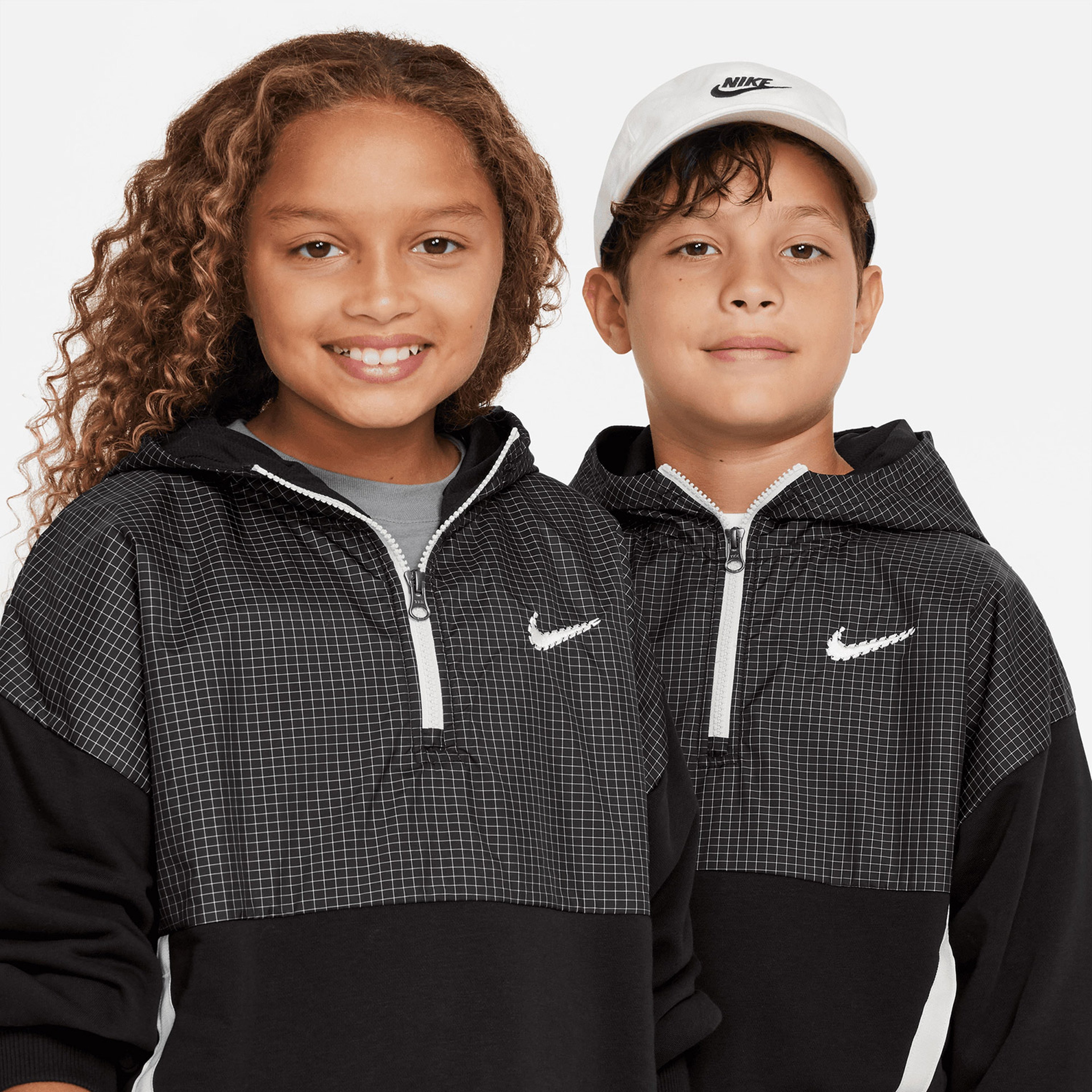 Nike Çocuk Siyah Sweatshirt