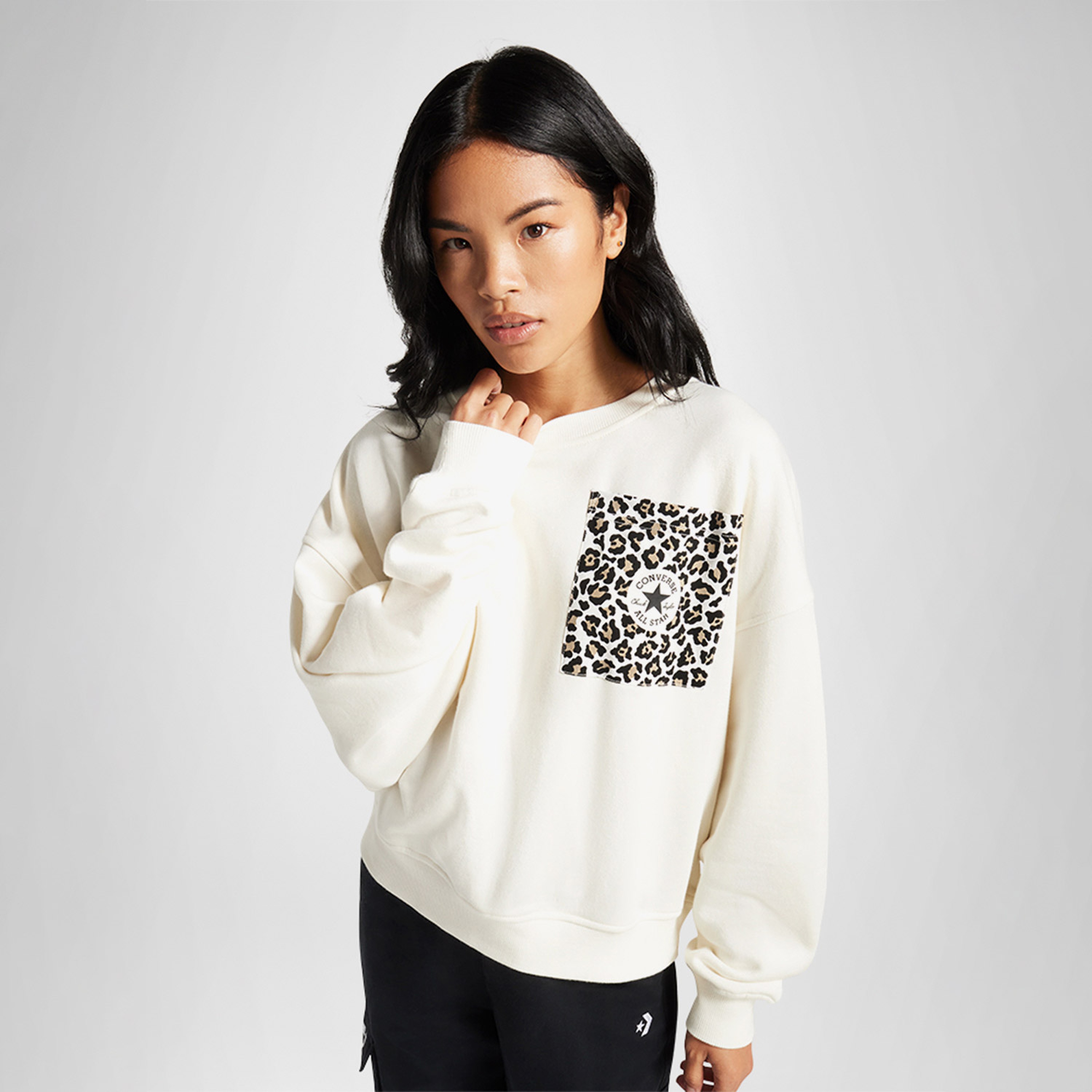 Converse Leopard Crew Kadın Siyah T-Shirt