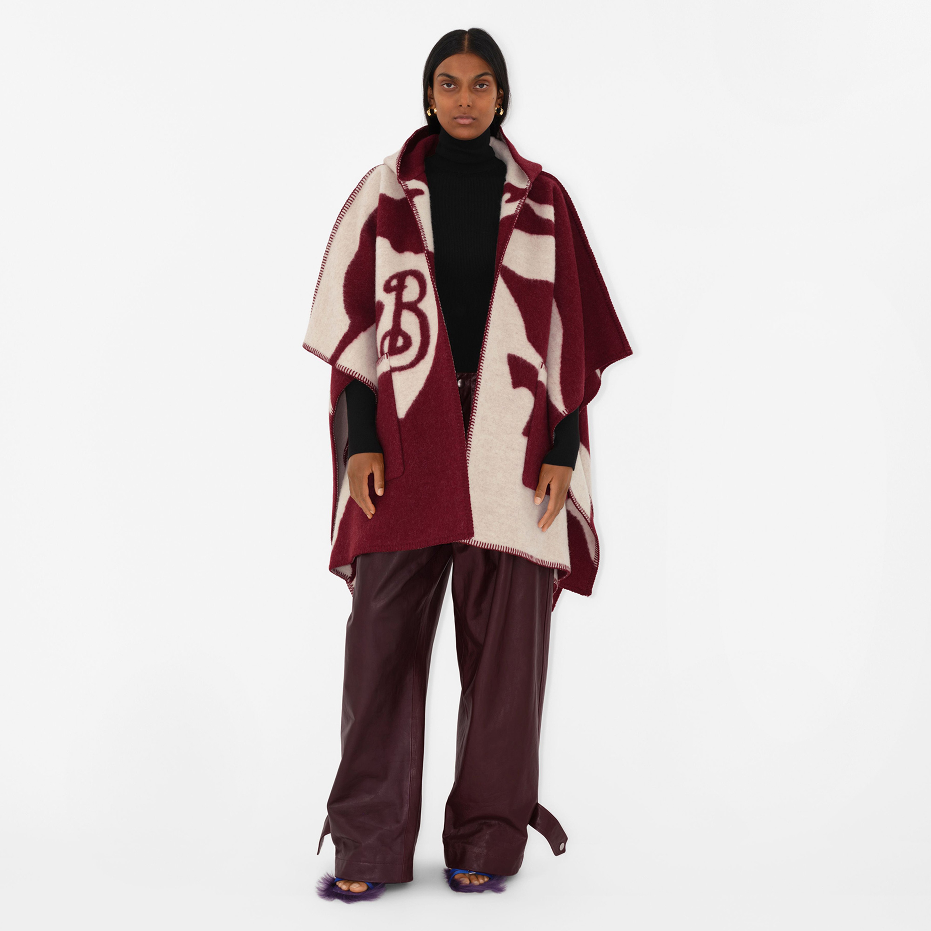 Burberry Unisex Kırmızı Panço