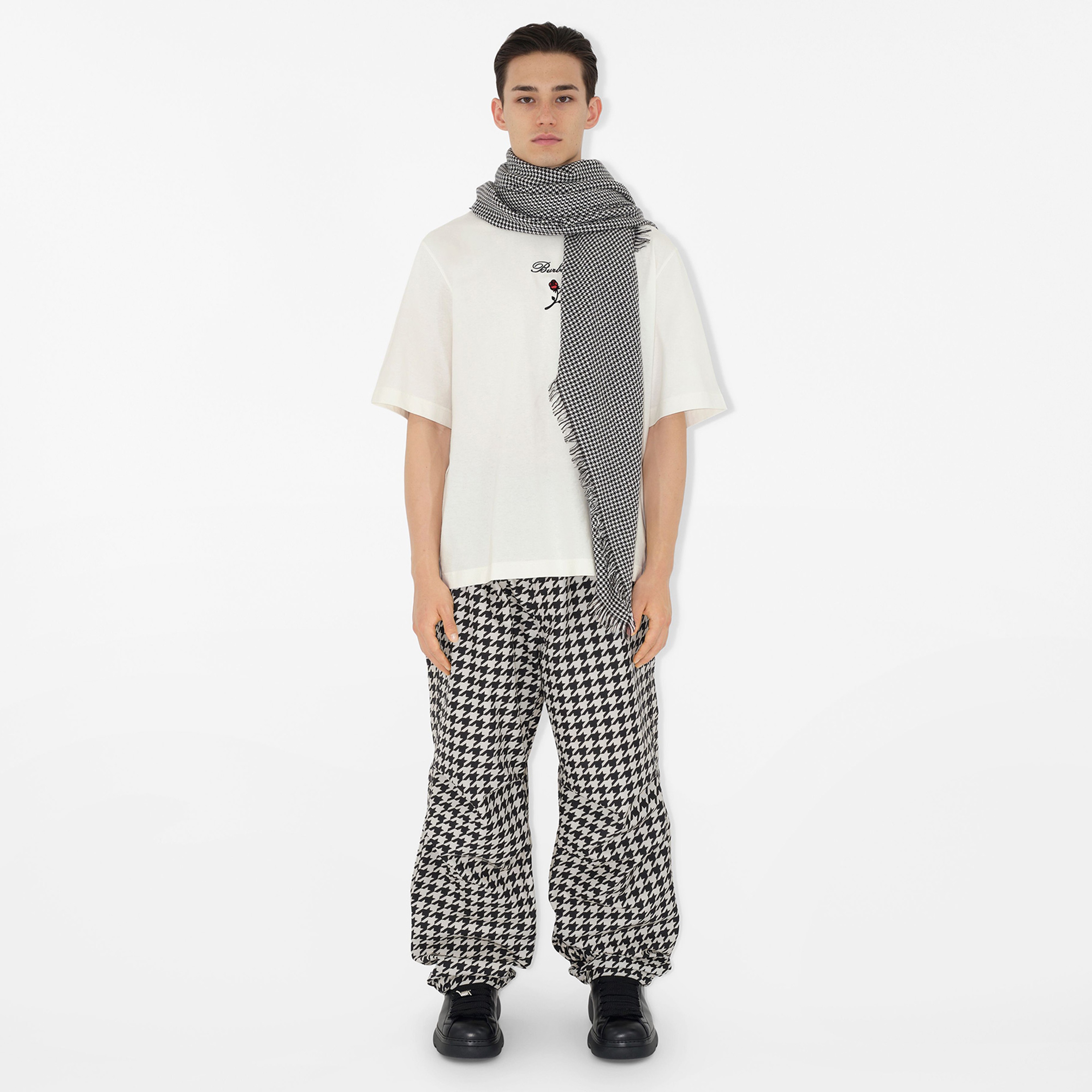 Burberry Unisex Siyah Atkı