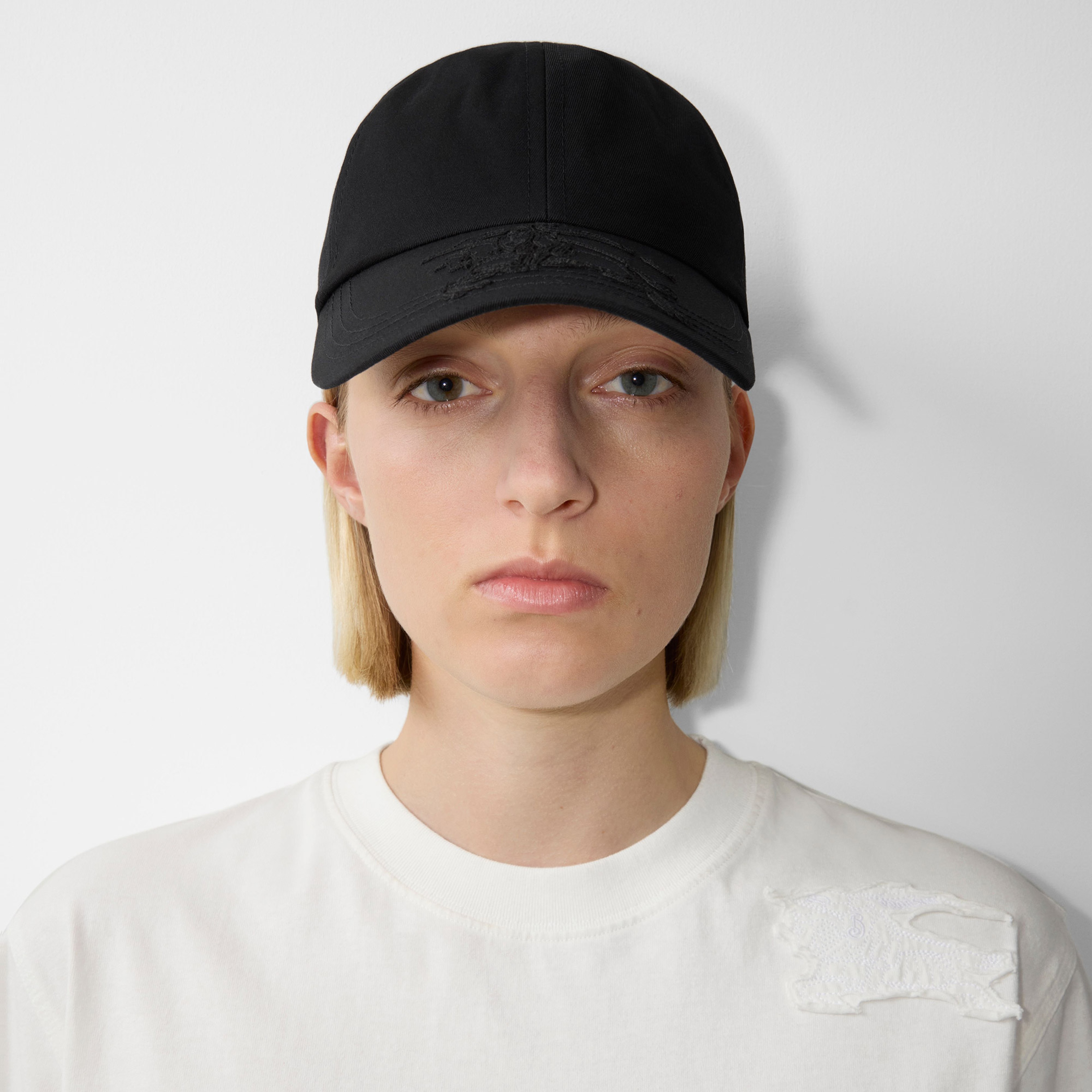 Burberry Unisex Siyah Şapka