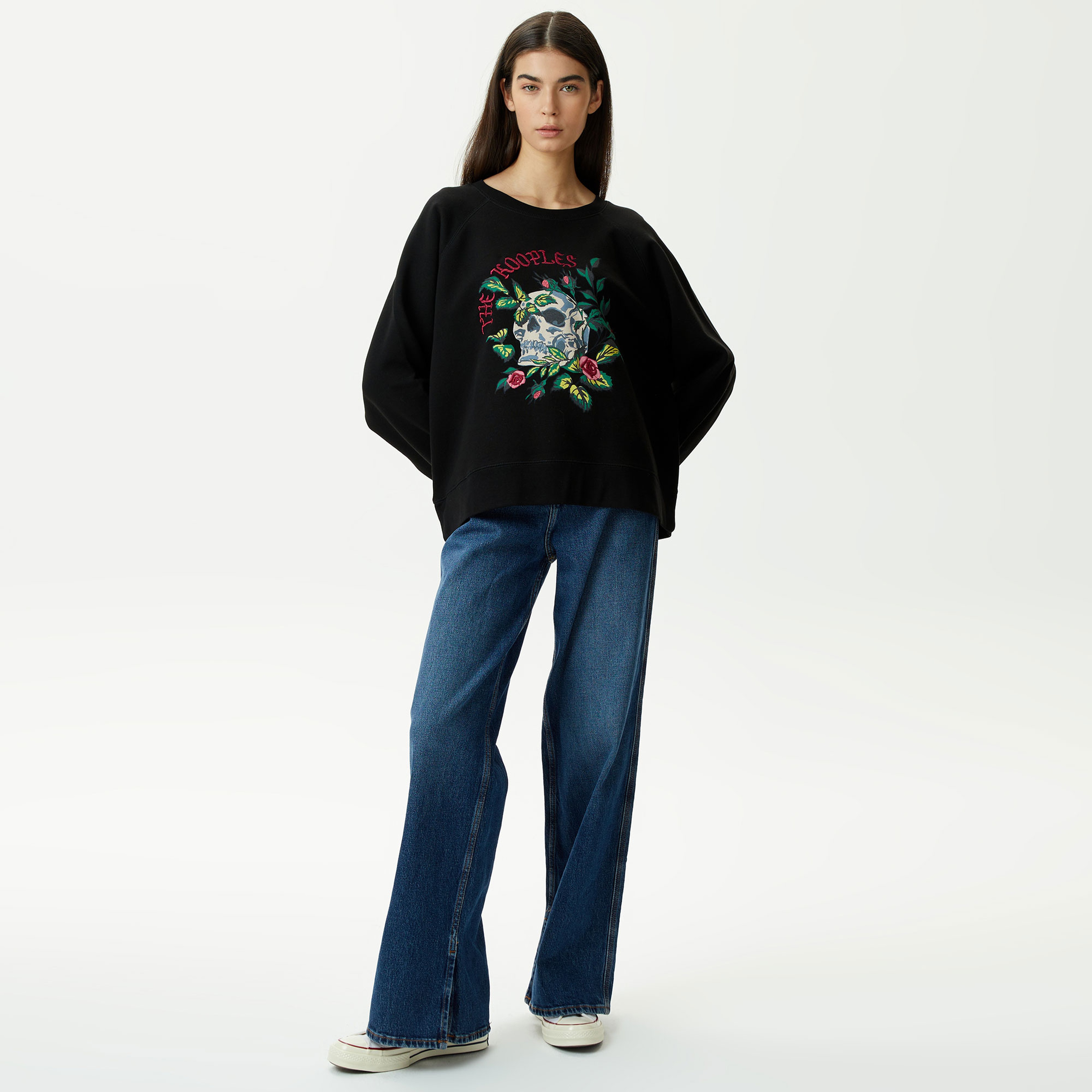 KADIN BASKILI BİSİKLET YAKA SİYAH SWEATSHIRT