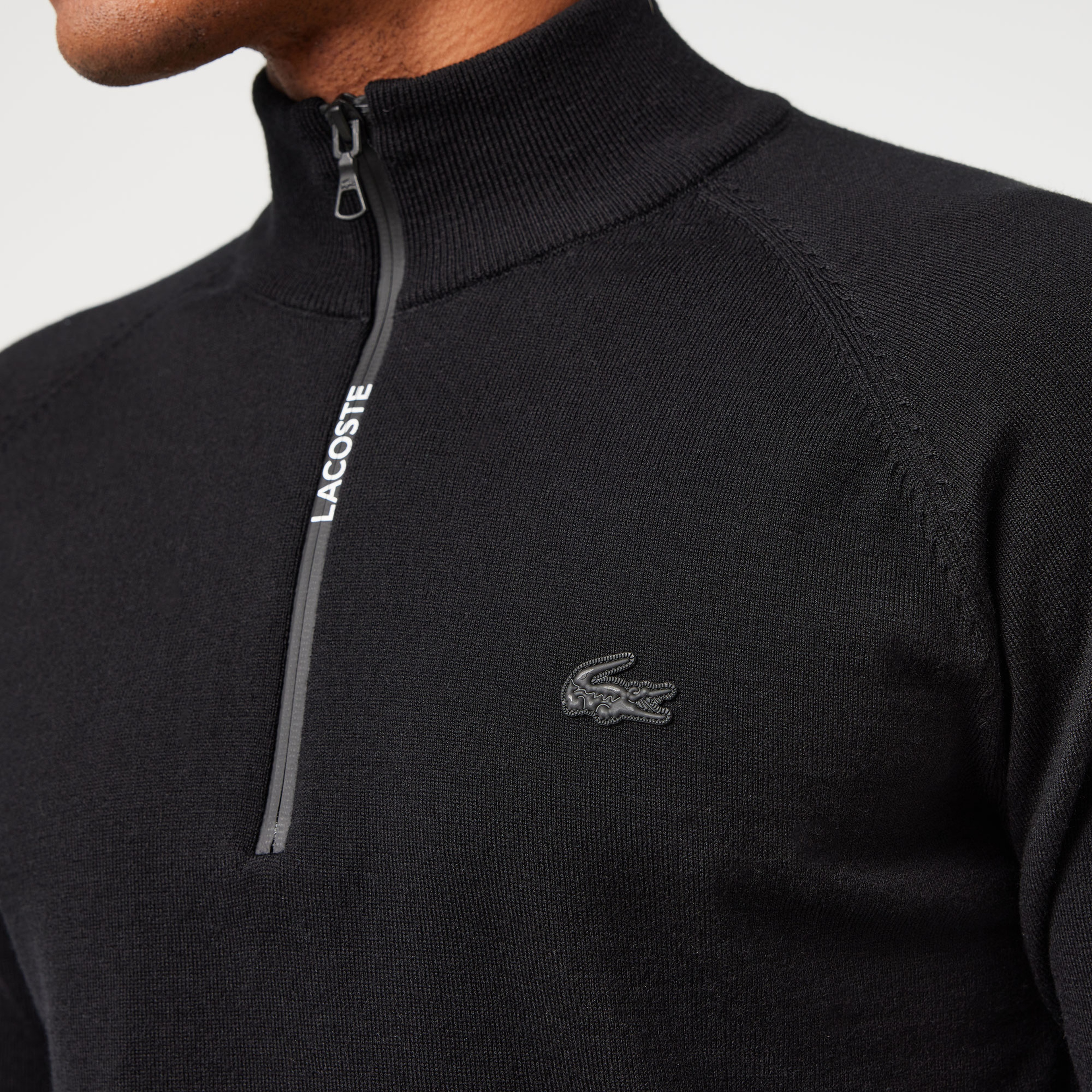 Erkek Regular Fit Yarım Fermuarlı Siyah Triko