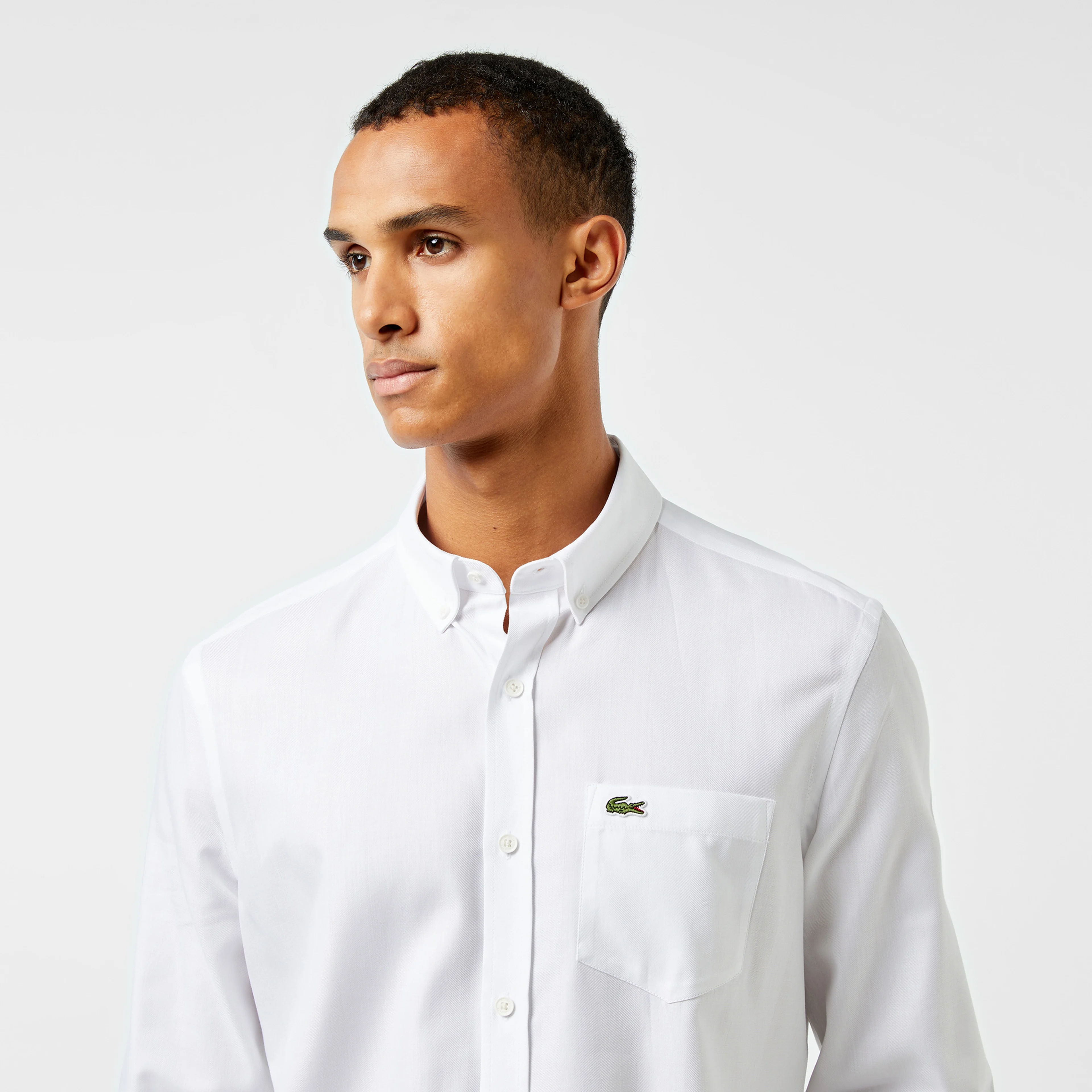 Erkek Slim Fit Düğmeli Yaka Beyaz Gömlek