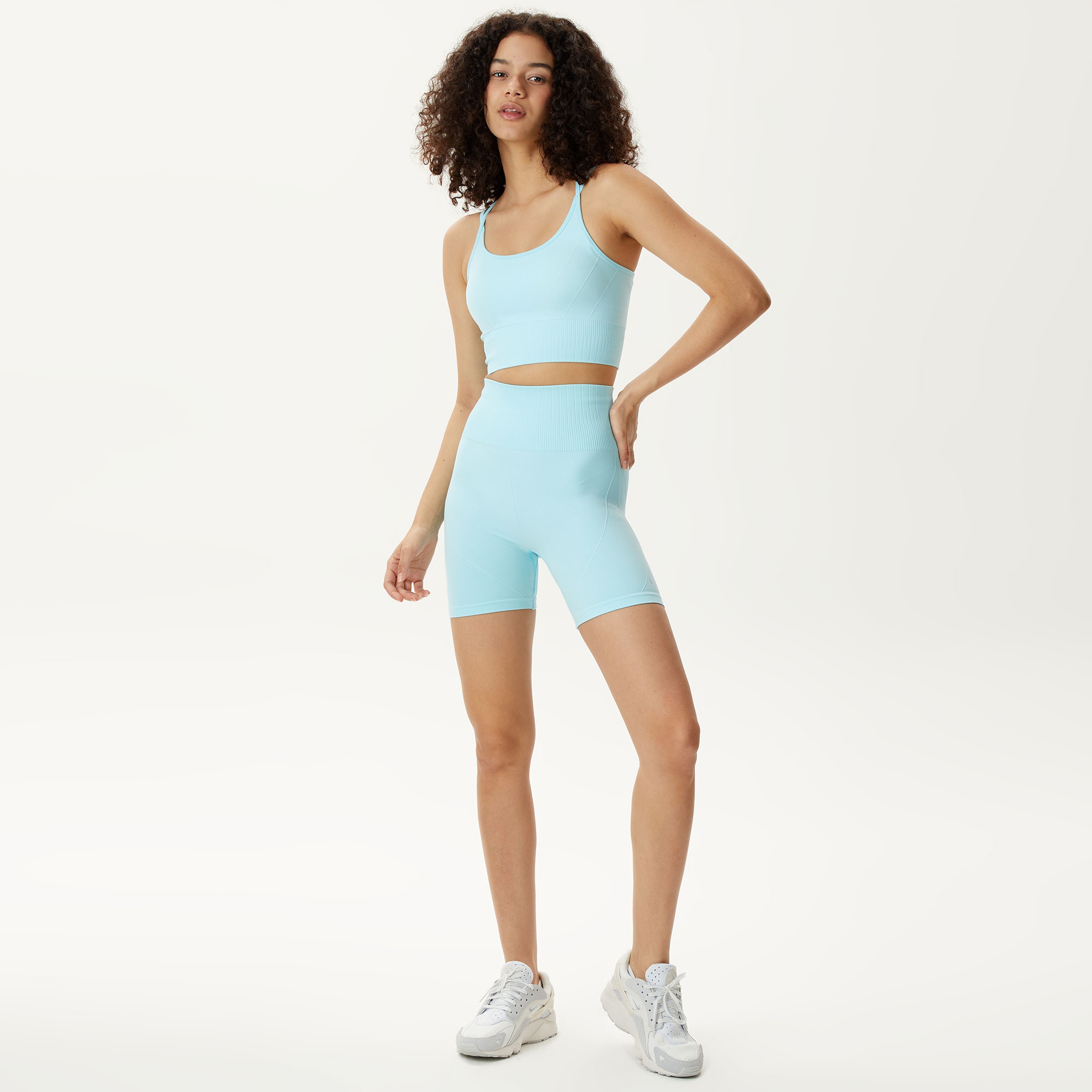 Born Dana Kadın Mavi Şort