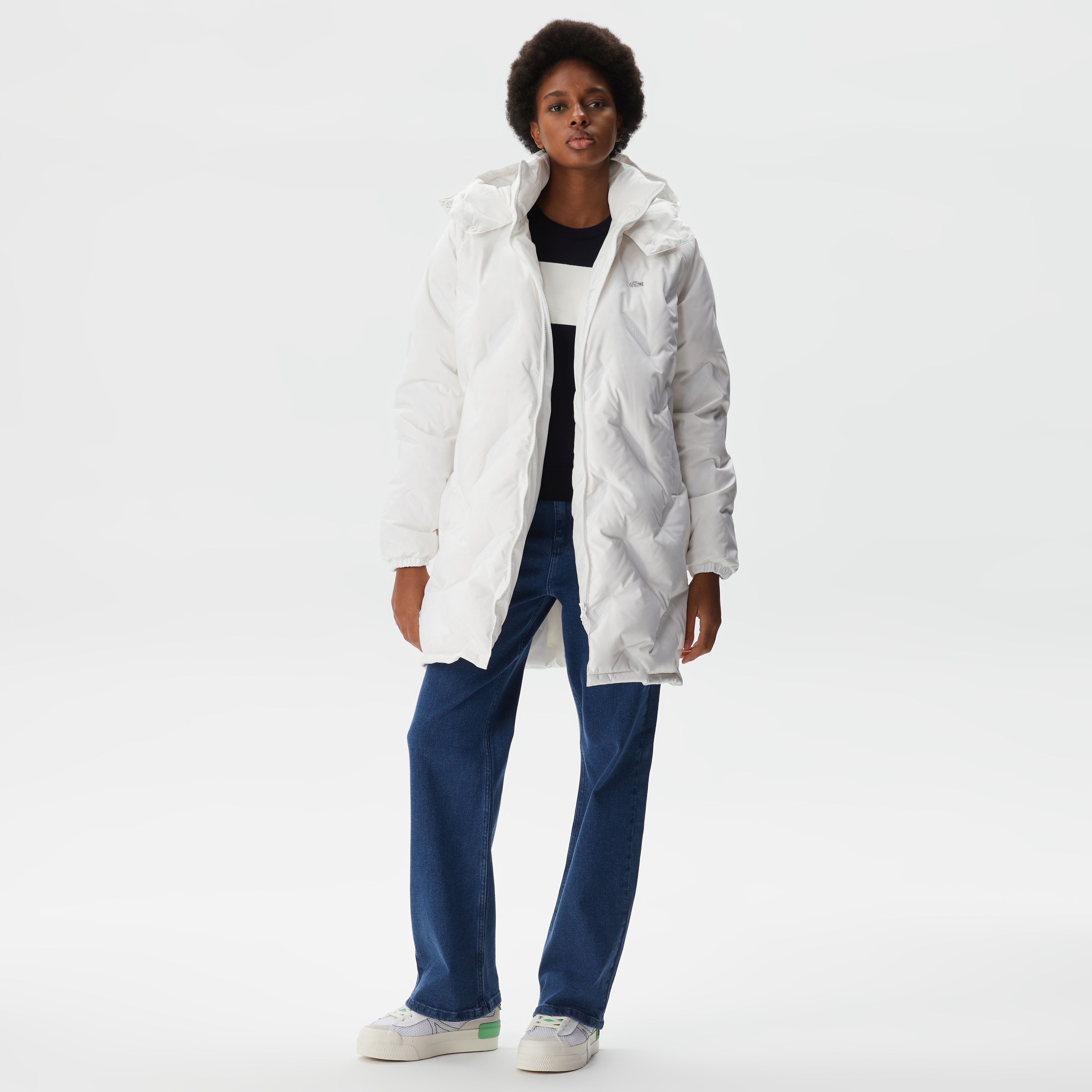 Lacoste Kadın Kapüşonlu Kapitone Beyaz Mont