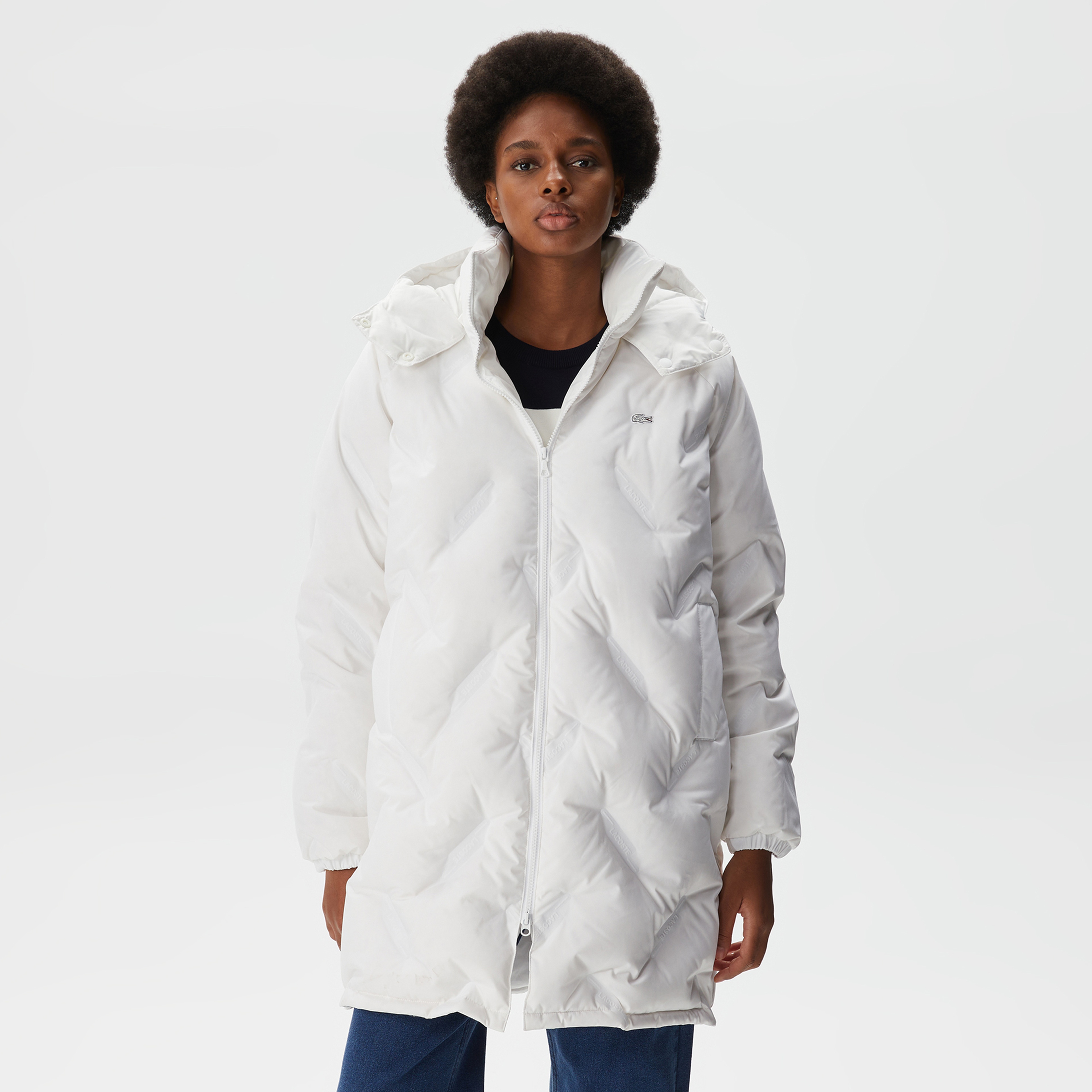 Lacoste Kadın Kapüşonlu Kapitone Beyaz Mont
