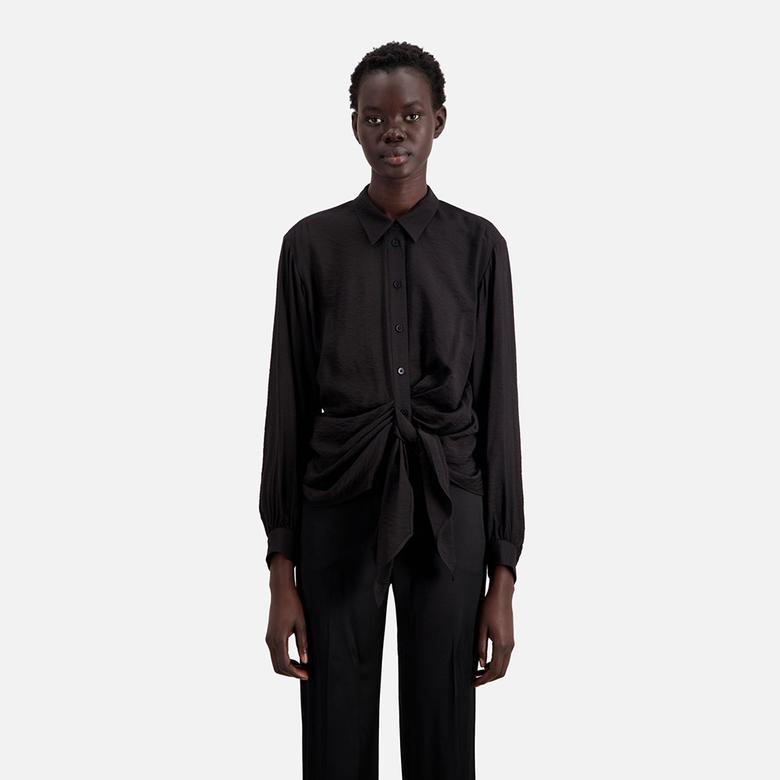 KADIN SİYAH GÖMLEK