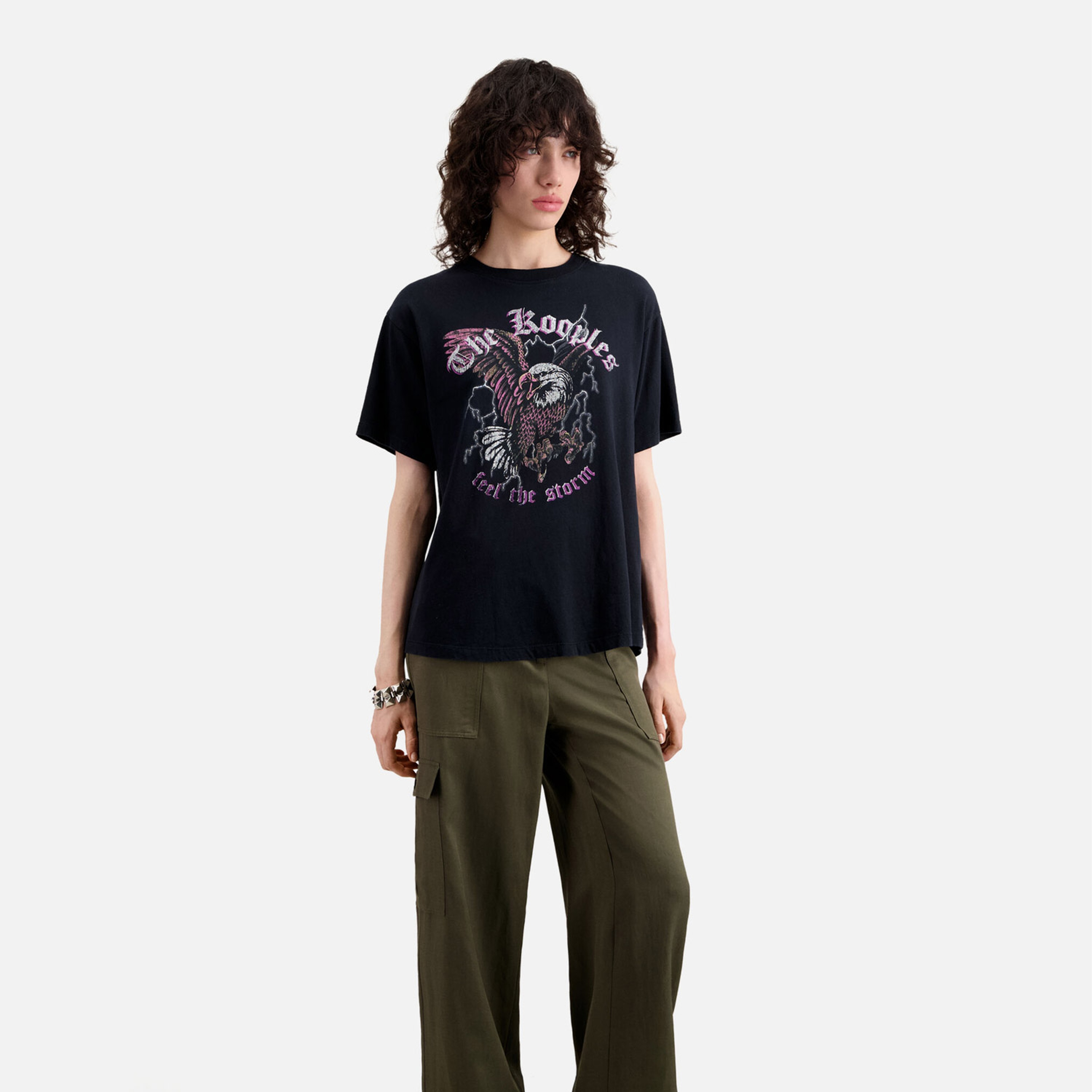 KADIN BASKILI SİYAH T-SHIRT