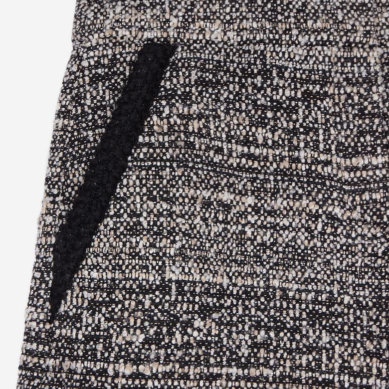 KADIN DESENLİ GRİ ŞORT