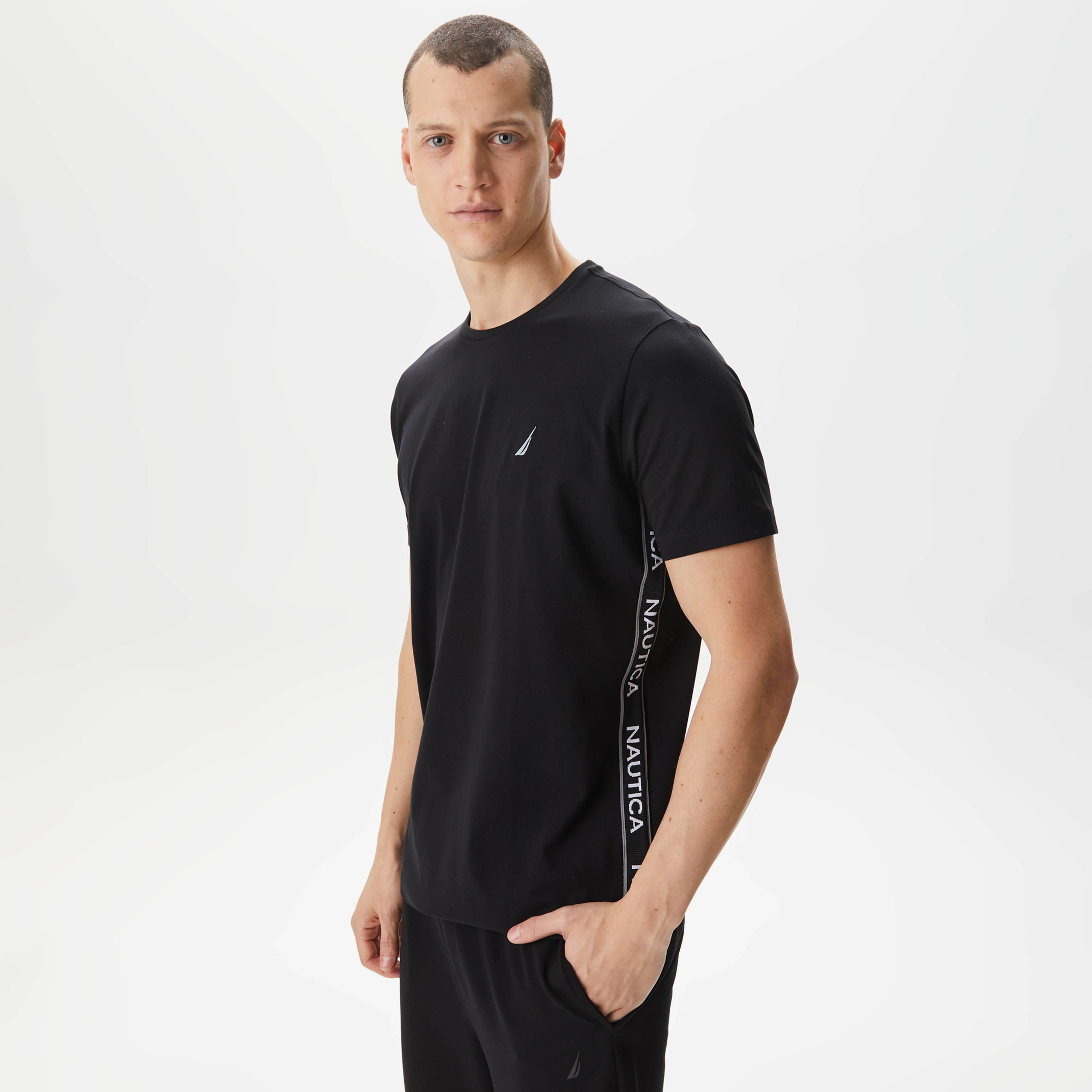 Nautica Erkek Siyah Standart Fit T-Shirt
