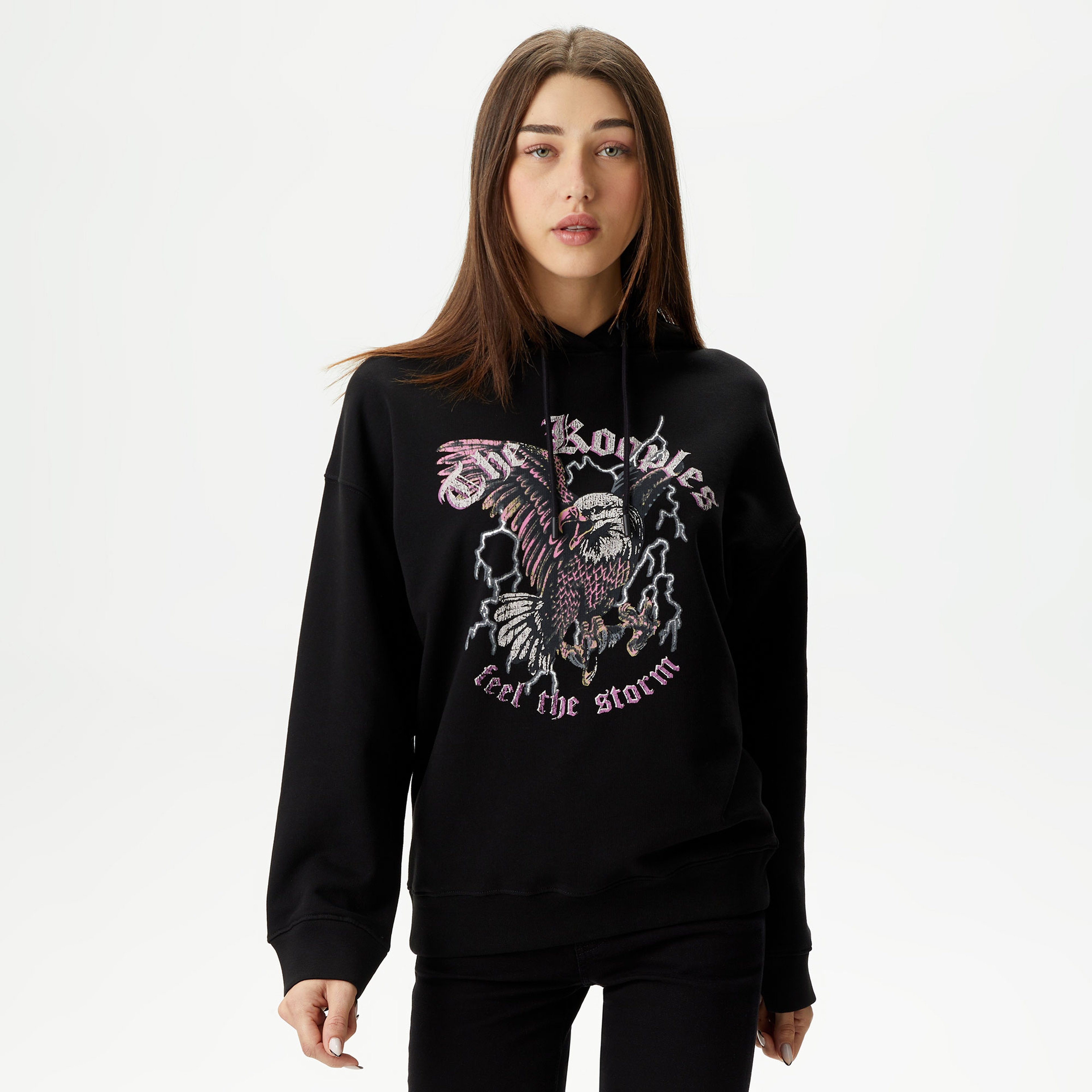 KADIN BASKILI KAPÜŞONLU SİYAH SWEATSHIRT
