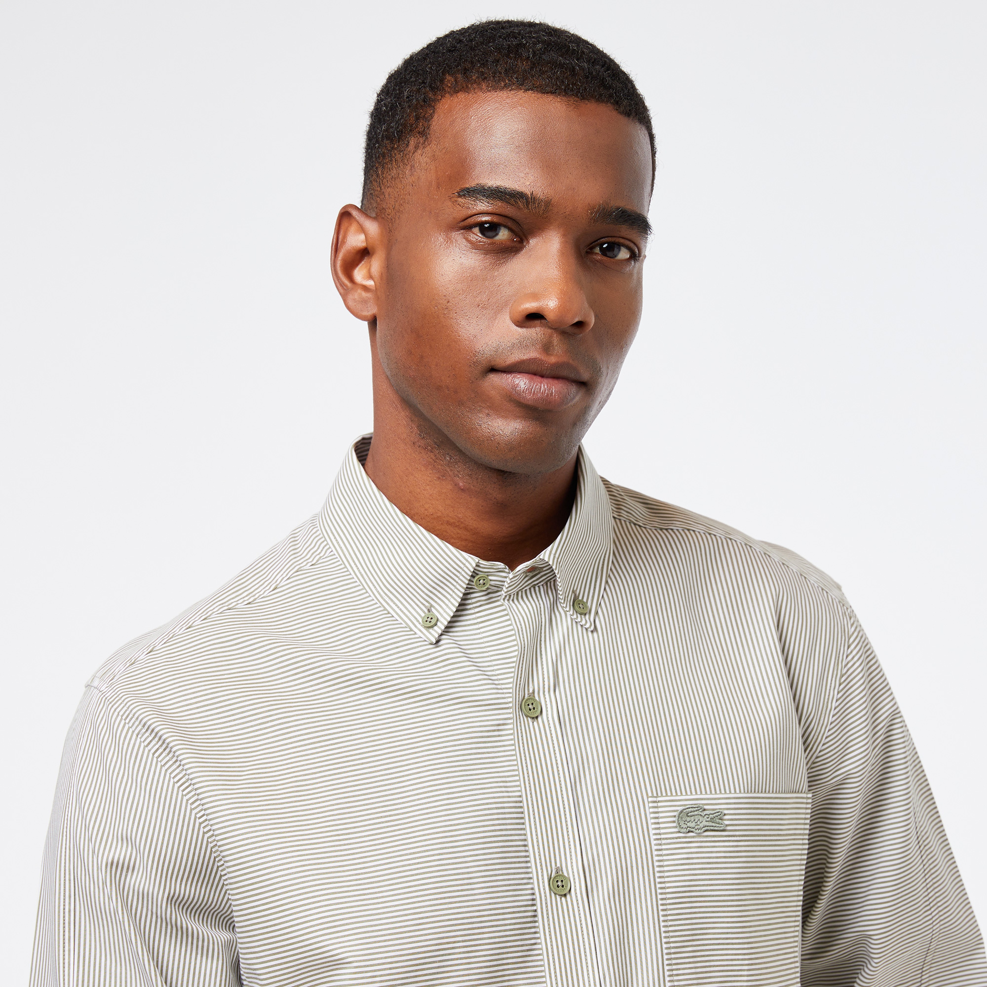 Erkek Relaxed Fit Düğmeli Yaka Çizgili Haki Gömlek