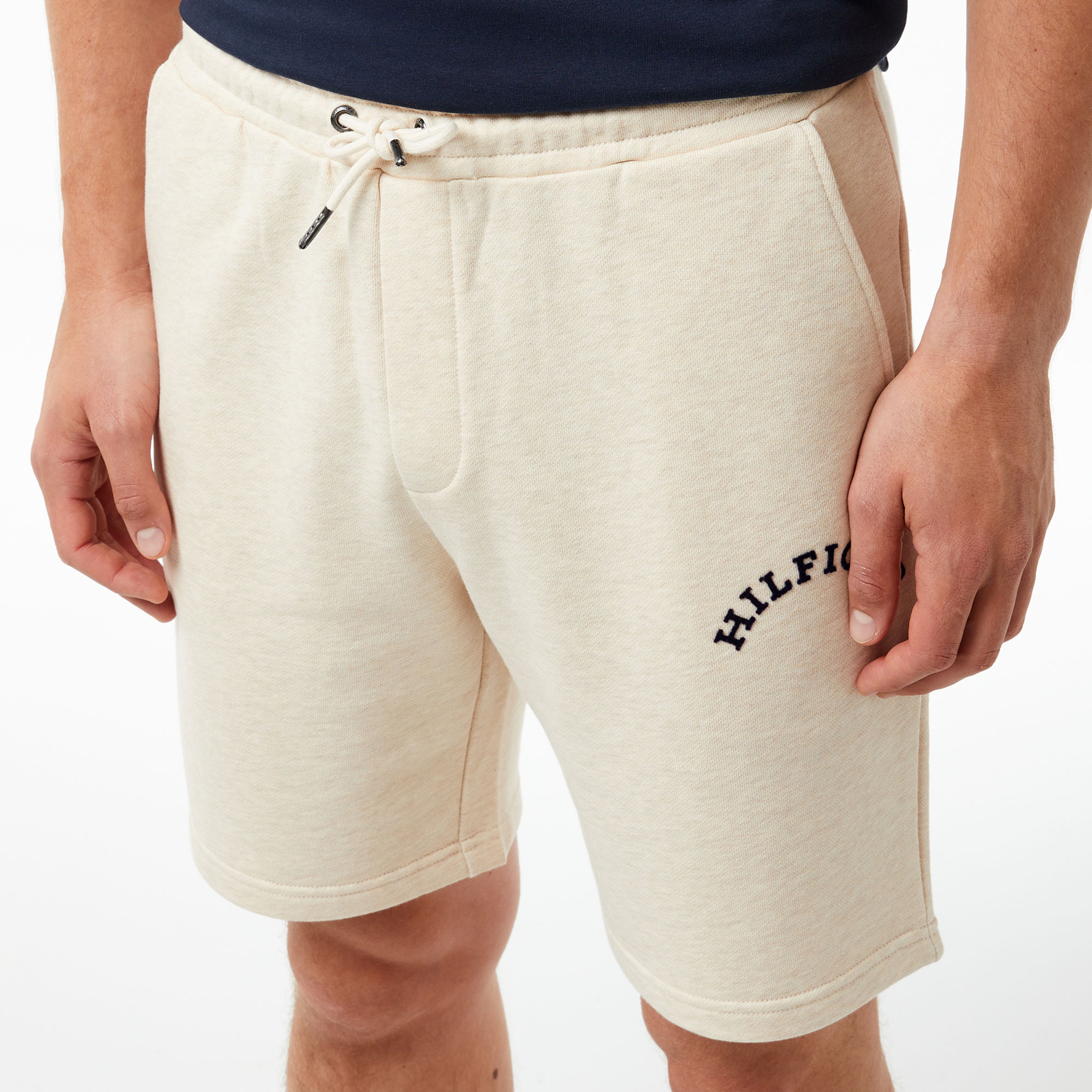 Tommy Hilfiger Arched Erkek Bej Şort