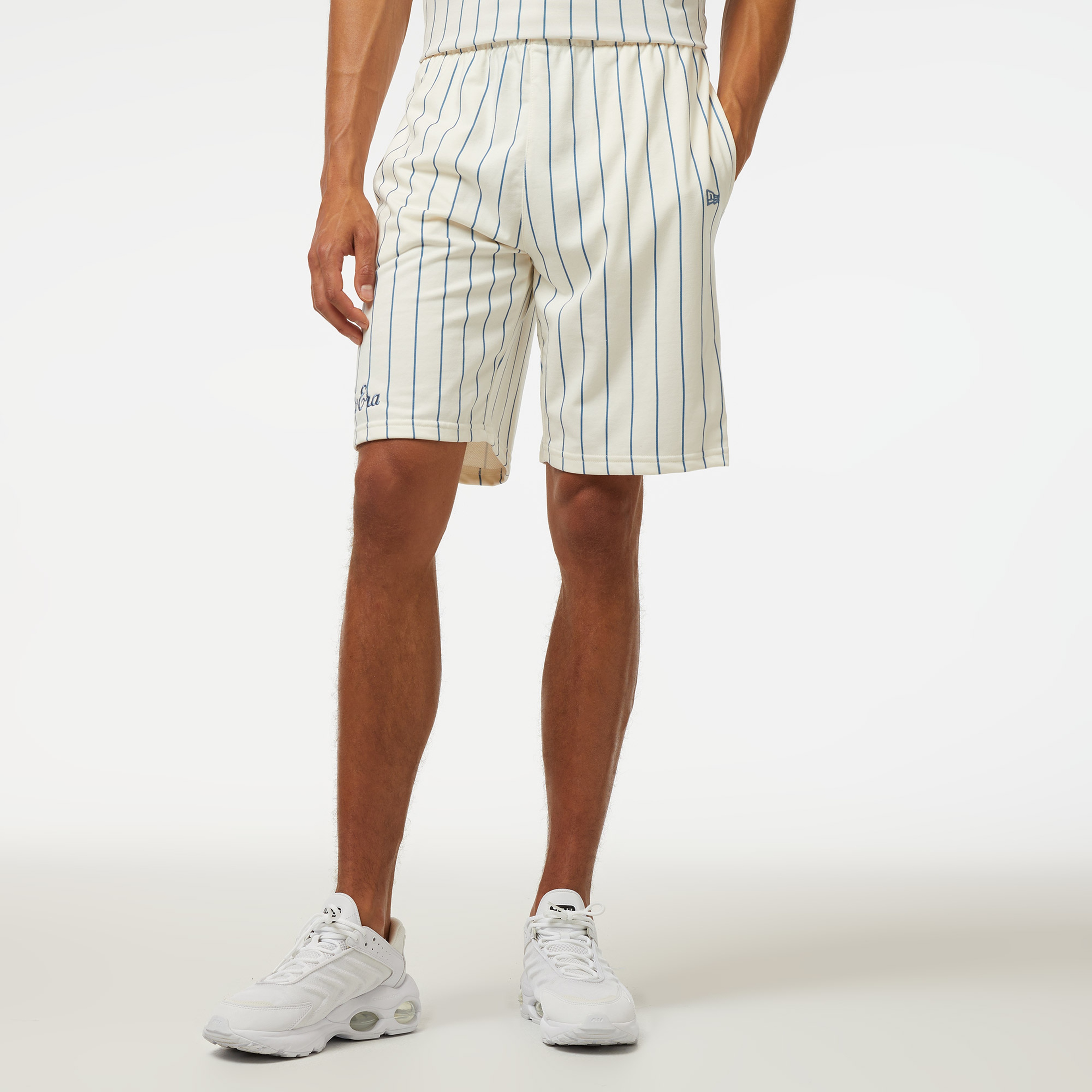 New Era Ne Pinstripe Erkek Siyah Şort