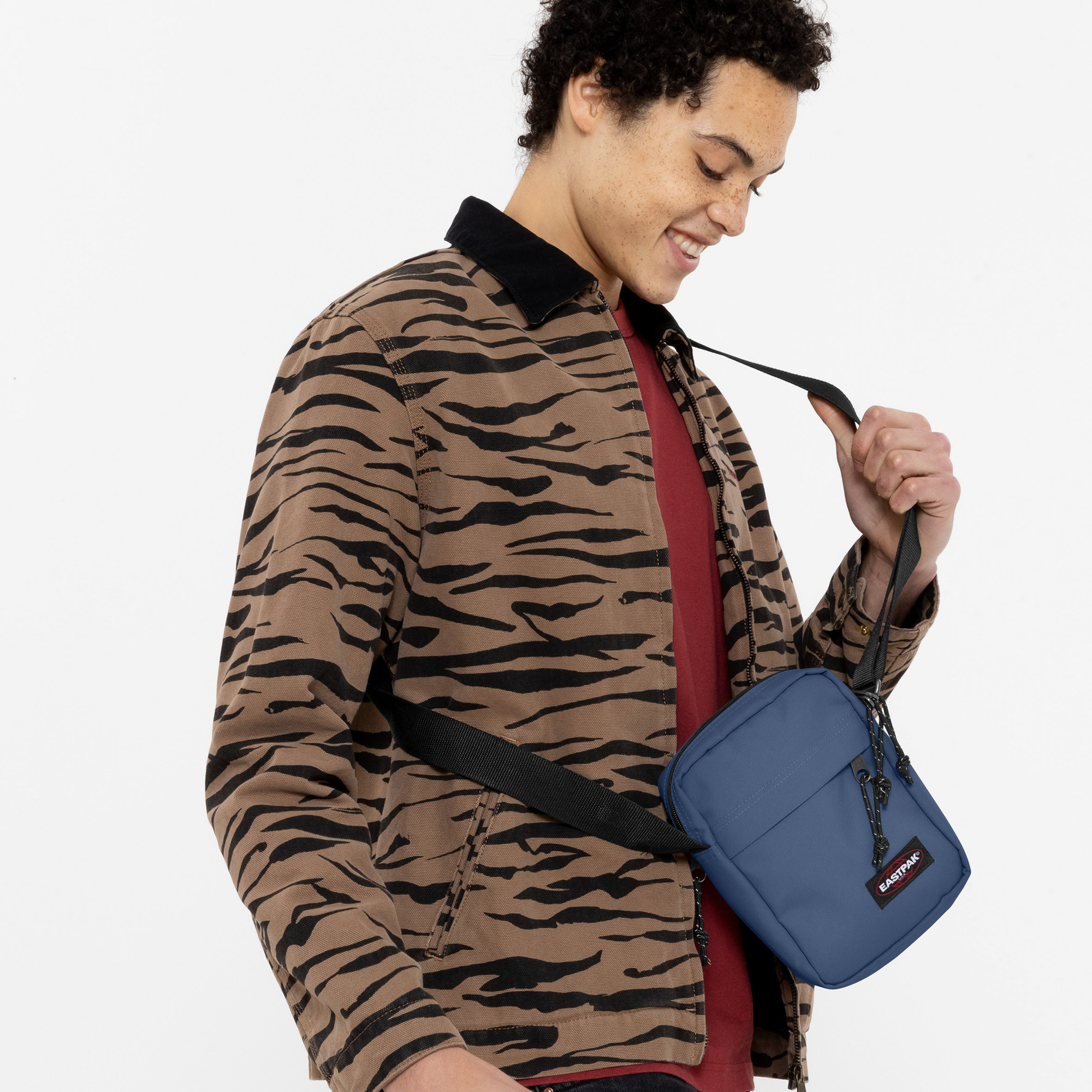 Eastpak The One Unisex Siyah Omuz Çantası