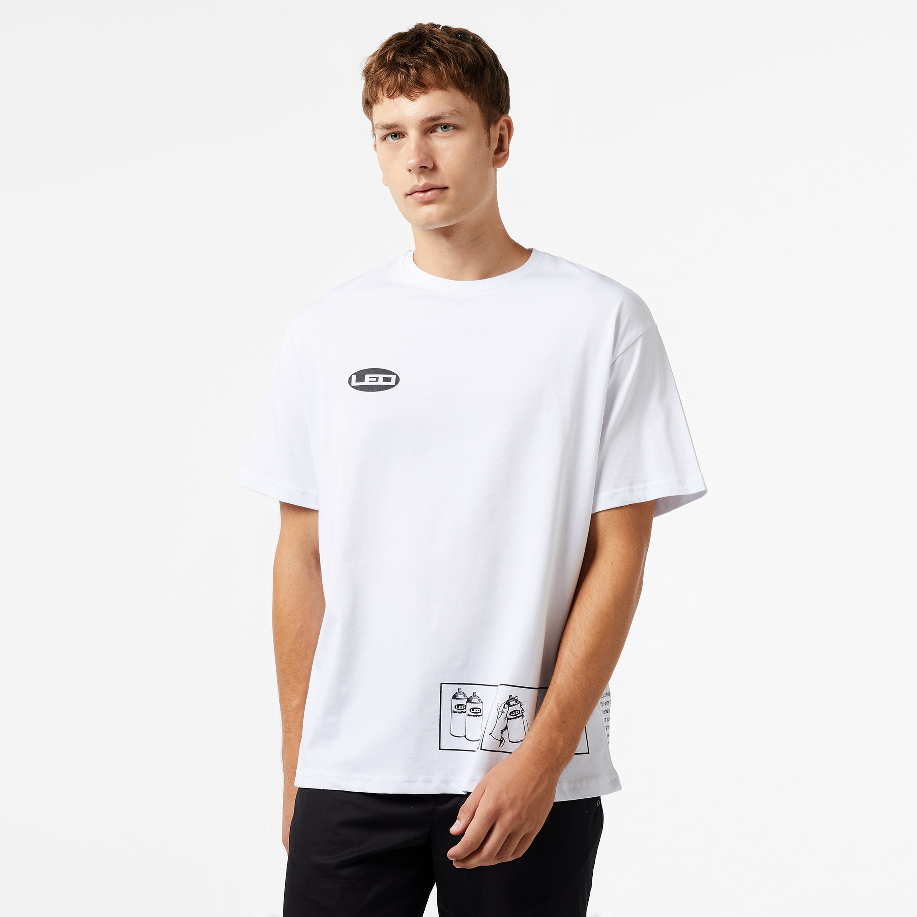 Leo Spray Paint Unisex Beyaz T-Shirt