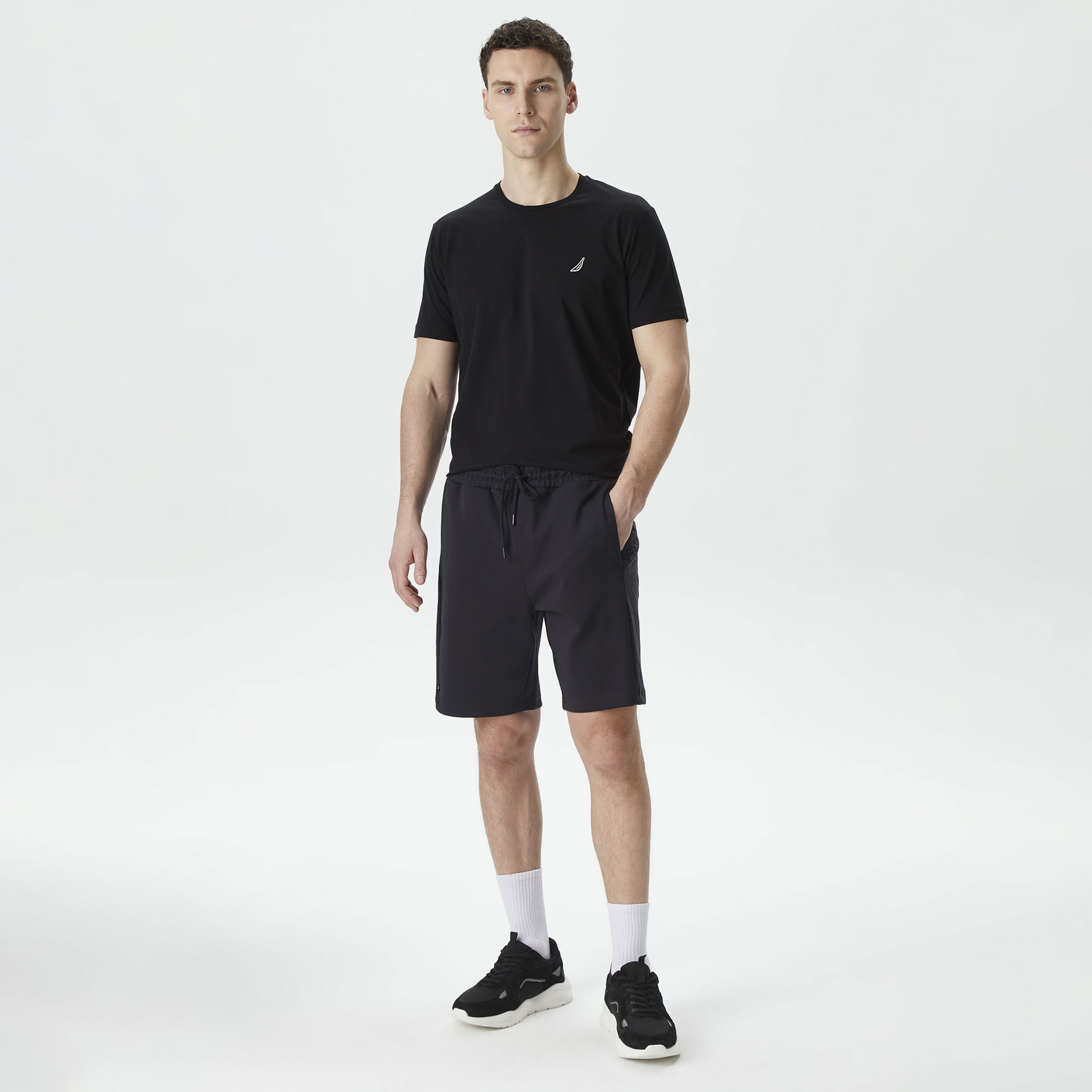 Nautica Erkek Siyah Standart Fit Şort