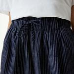 Nautica Kadın Lacivert Relaxed Fit Çizgili Şort