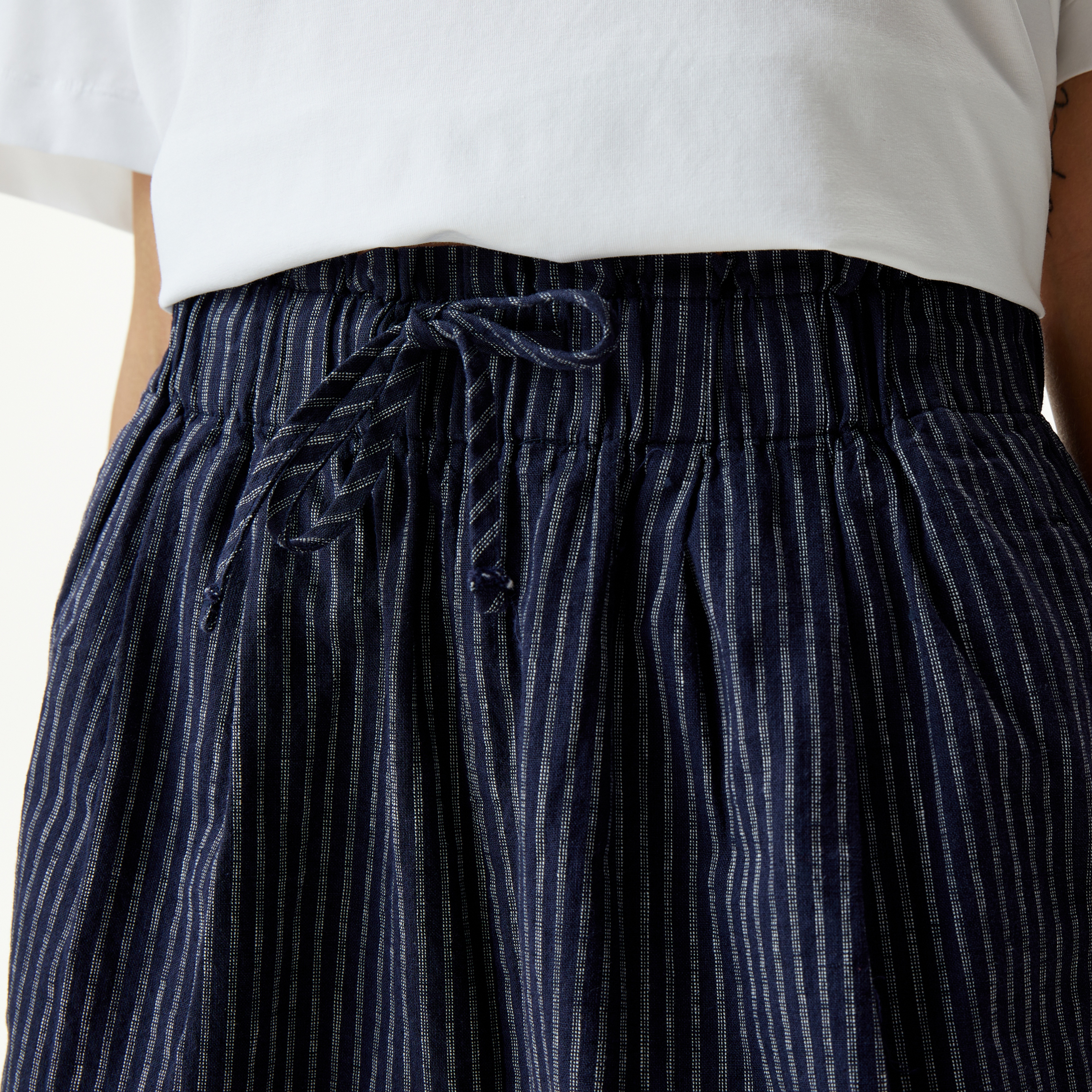 Nautica Kadın Lacivert Relaxed Fit Çizgili Şort