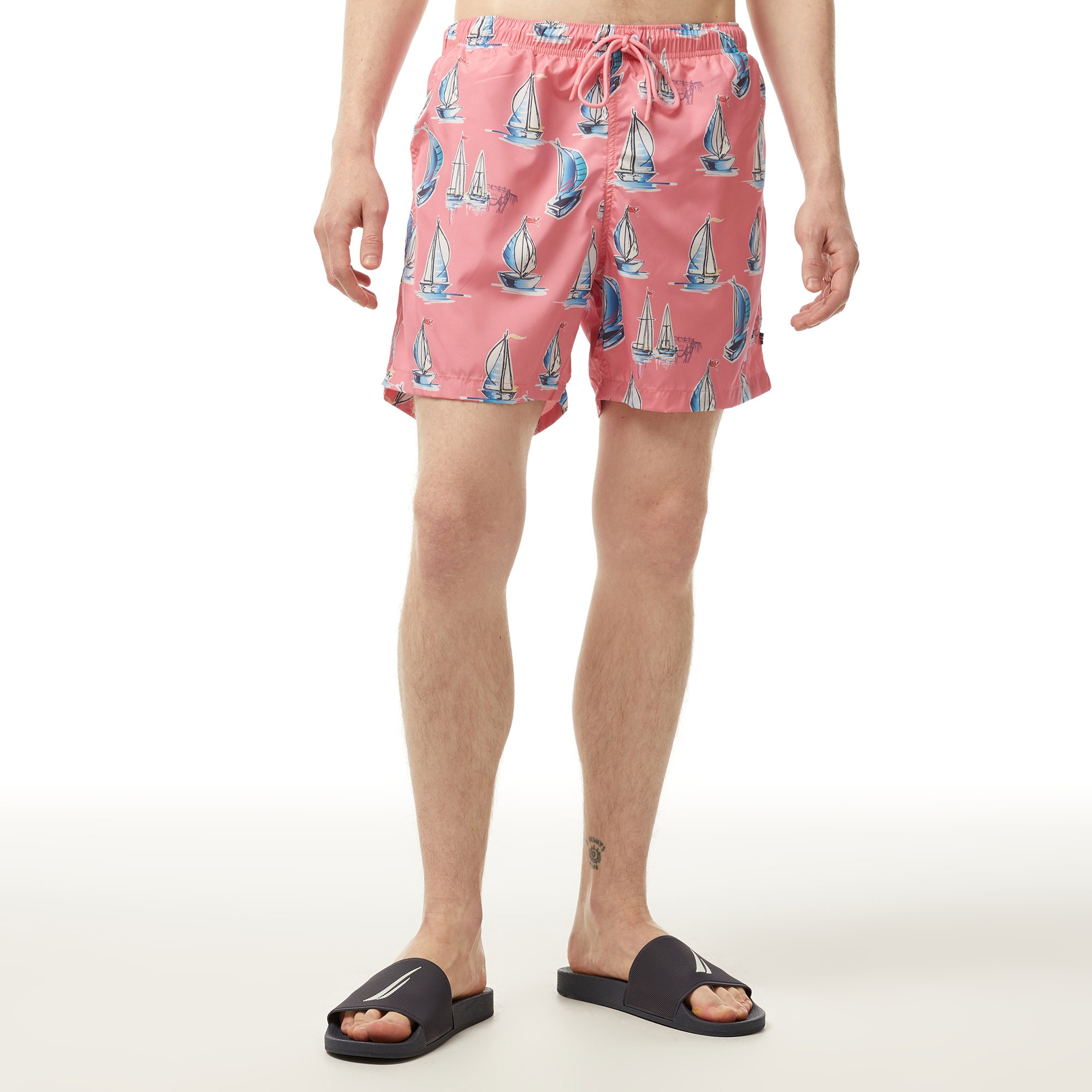 Nautica Erkek Pembe Standart Fit Deniz Şortu