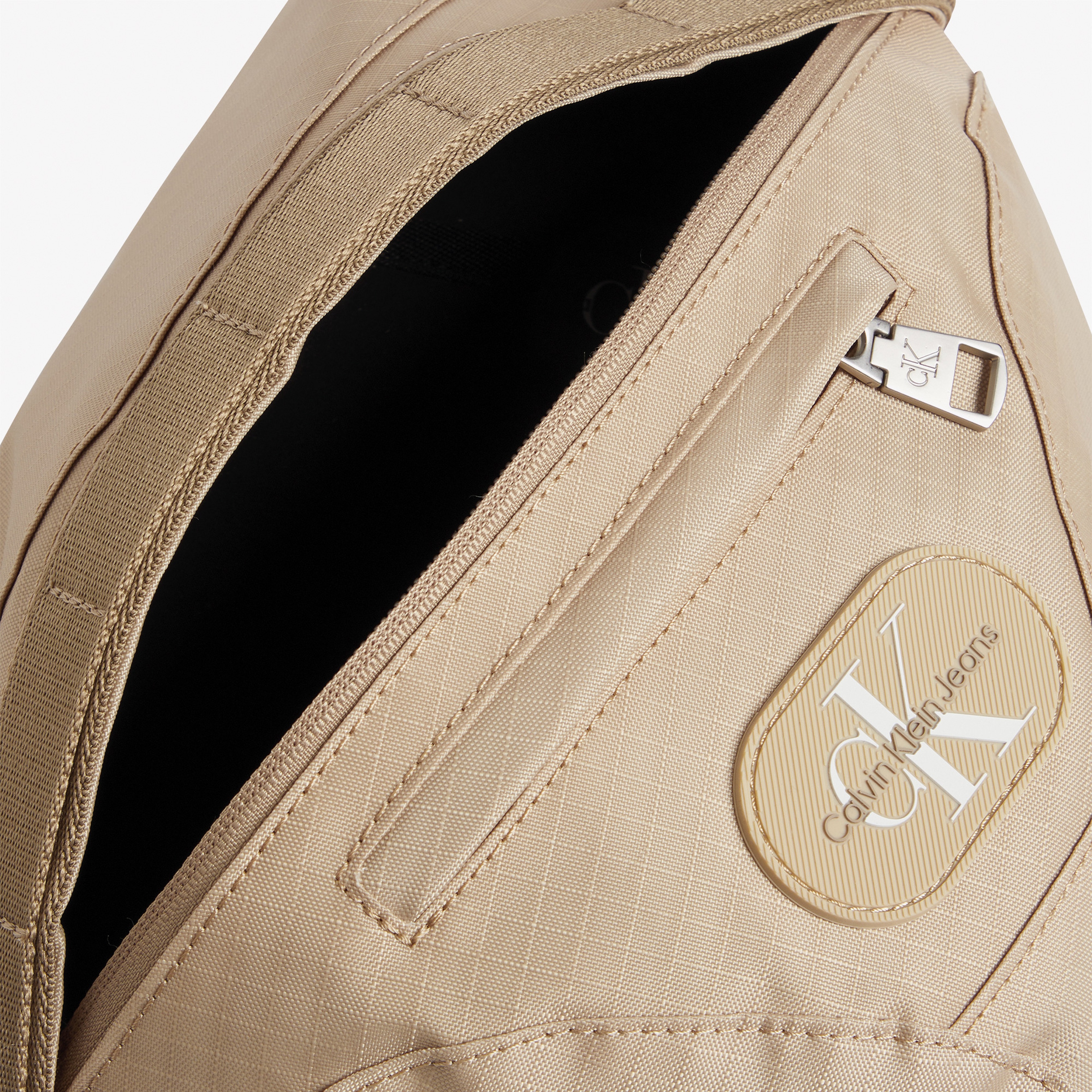 Calvin Klein Jeans Metaforms Erkek Bej Omuz Çantası