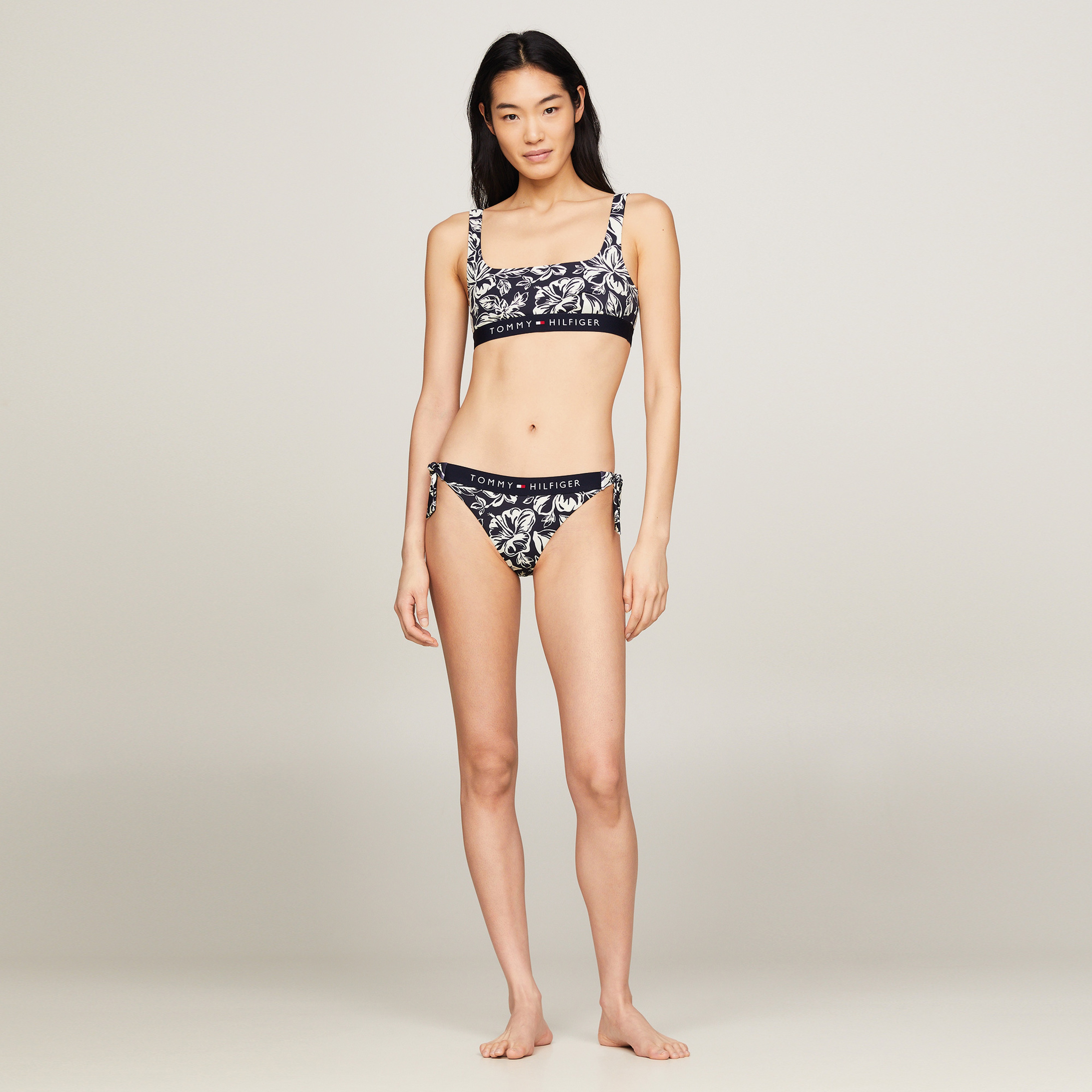 Tommy Hilfiger Cheeky Side Tie Kadın Siyah Bikini Altı