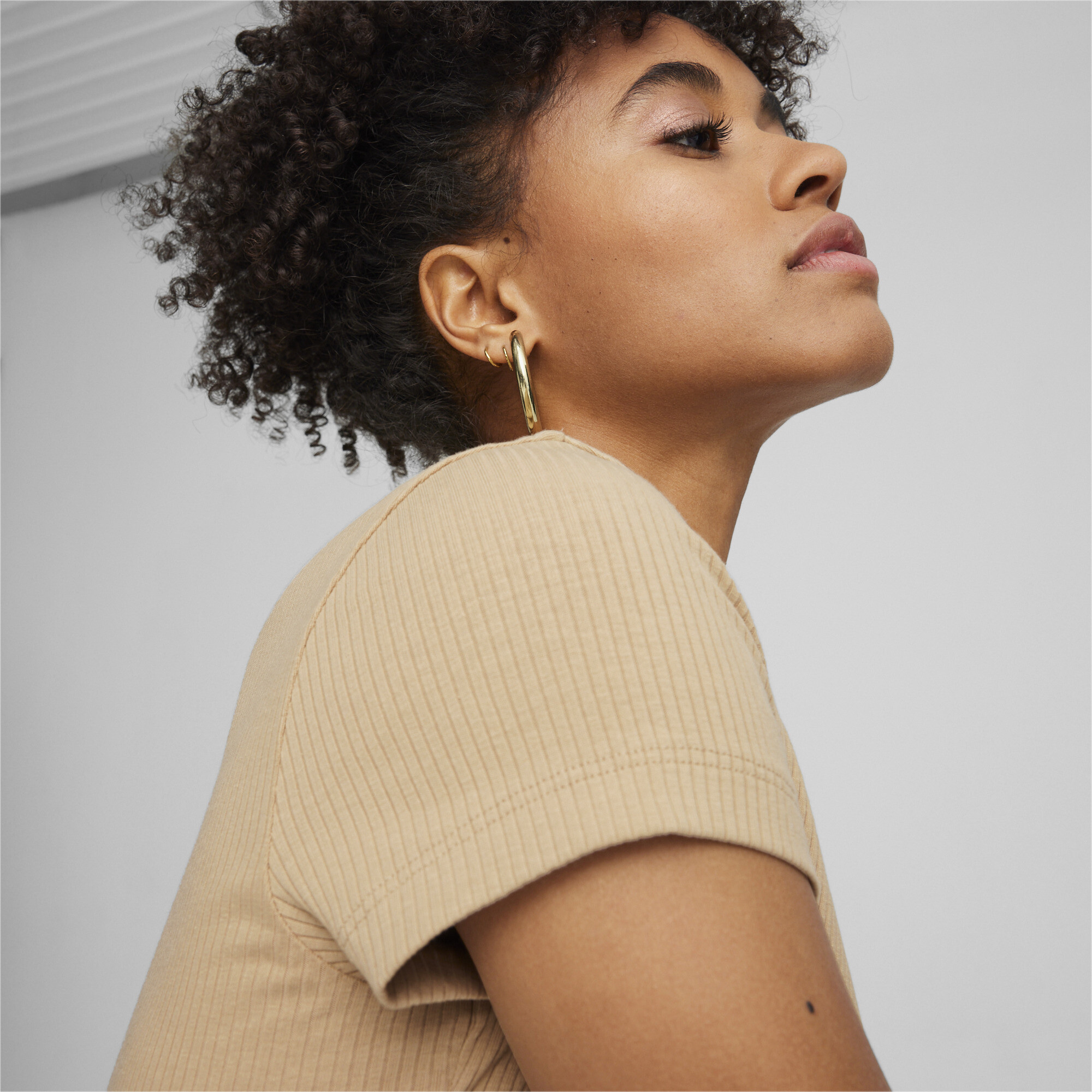 Puma Classics Ribbed Kadın Kahverengi T-Shirt