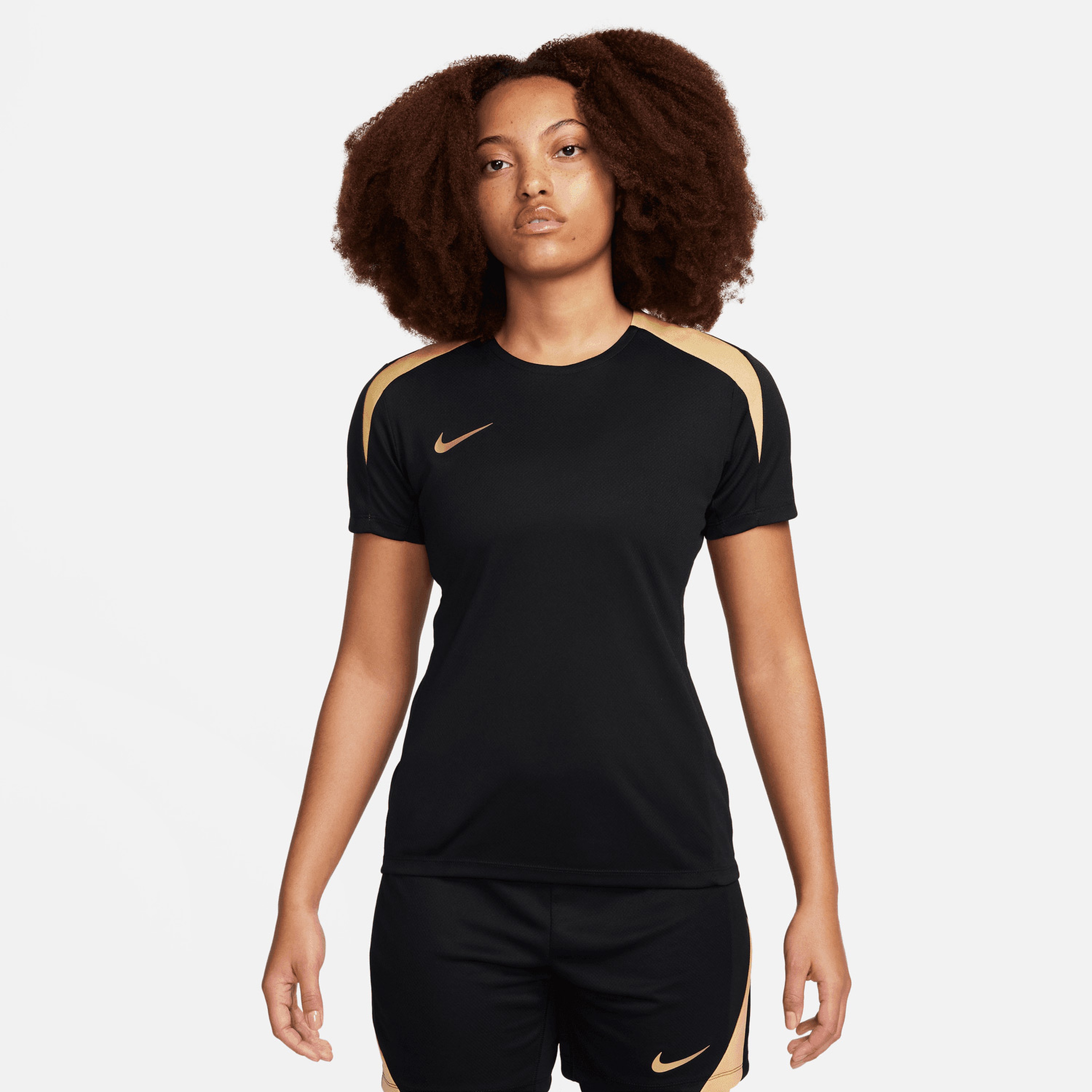Nike Kadın Siyah T-Shirt