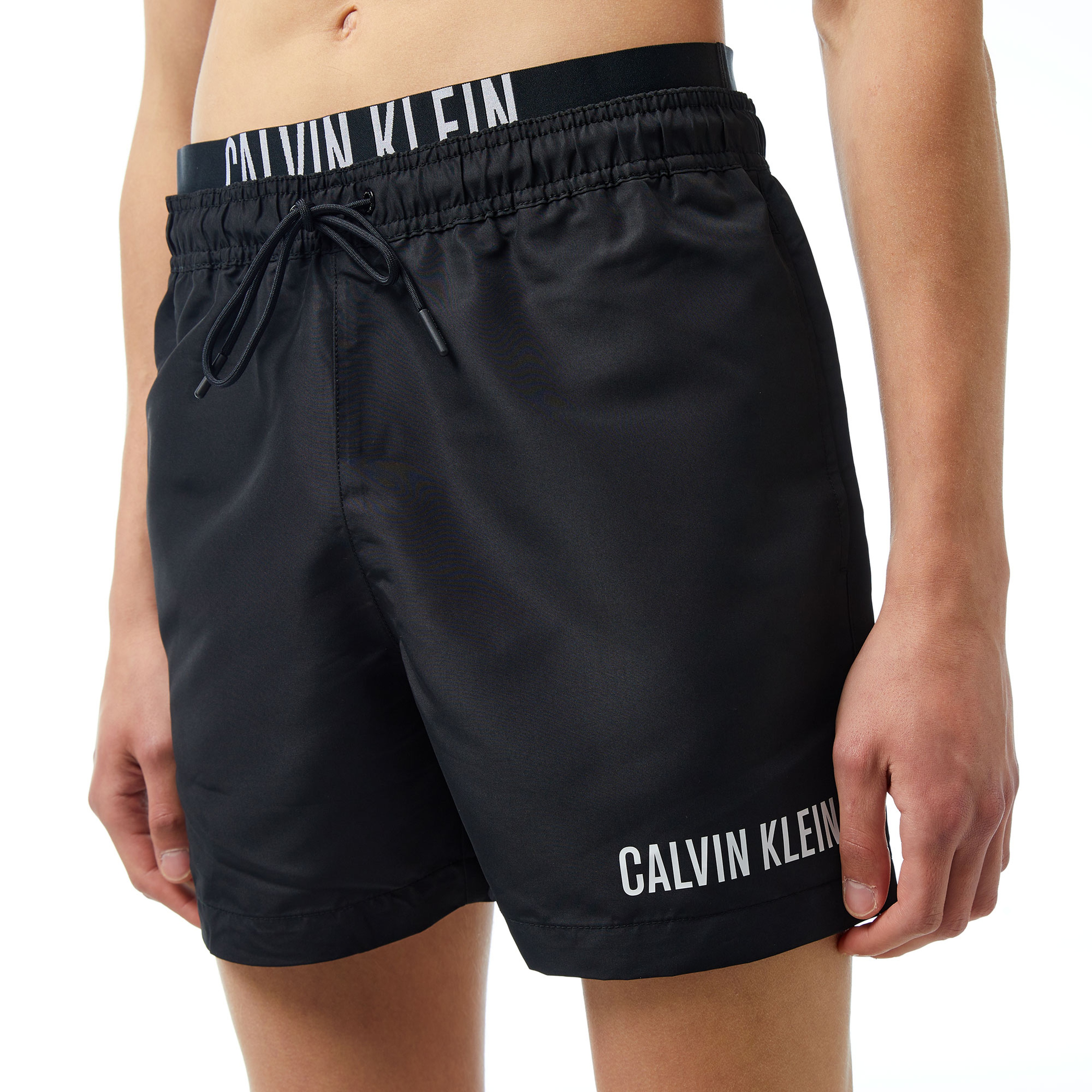 Calvin Klein Intense Power Erkek Siyah Deniz Şortu