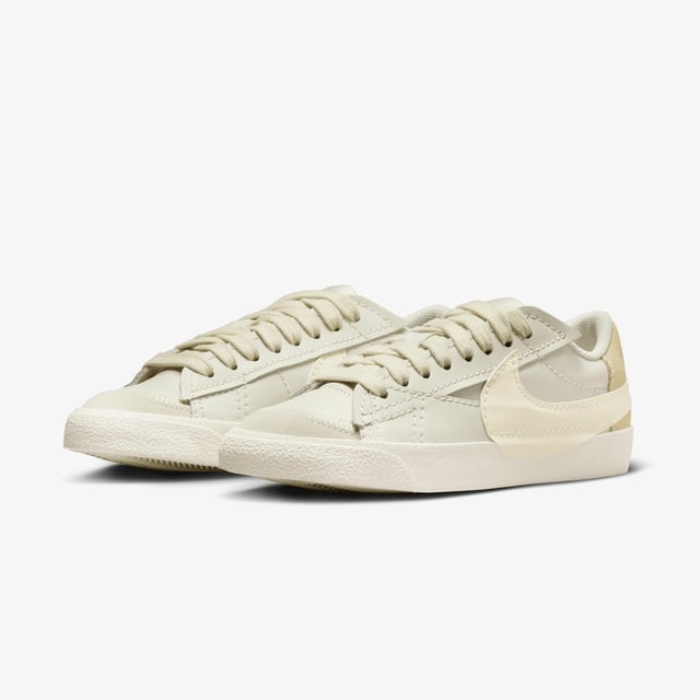 Nike Nike Blazer Low 77 Jumbo Kadın Krem Spor Ayakkabı Sneaker | Occasion Krem - 3. görsel