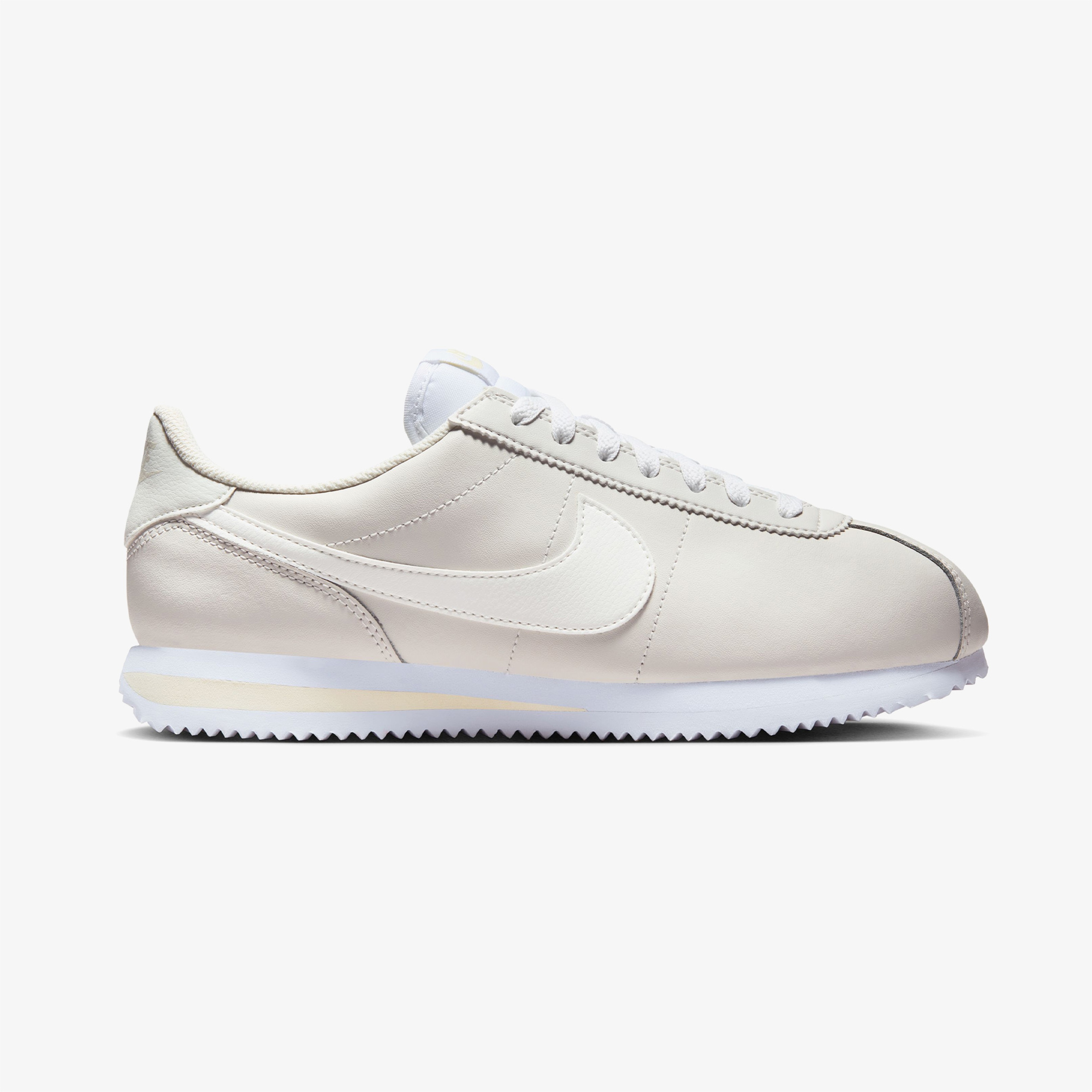 Nike Cortez Kadın Beyaz Sneaker