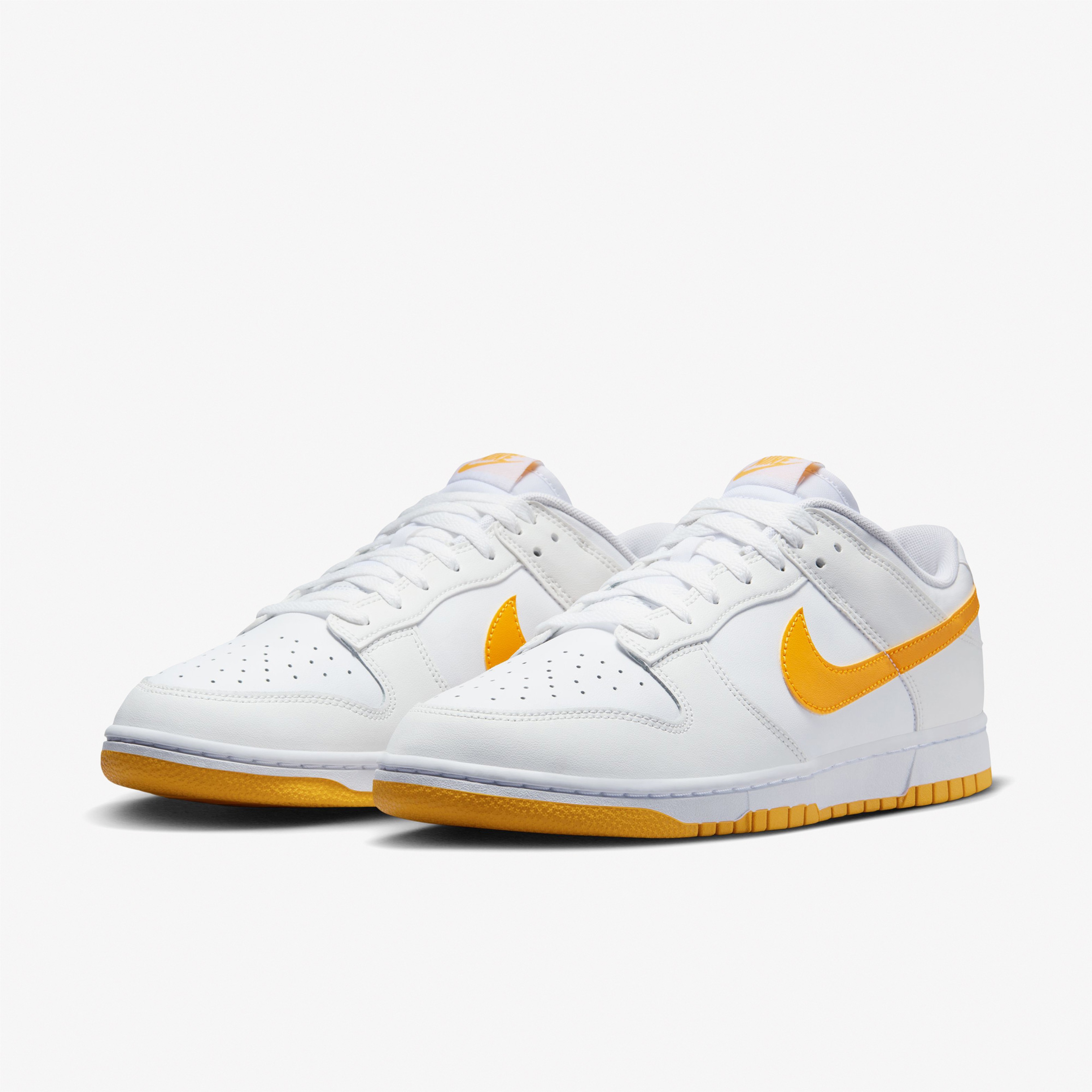 Nike Dunk Low Retro Erkek Beyaz Sneaker