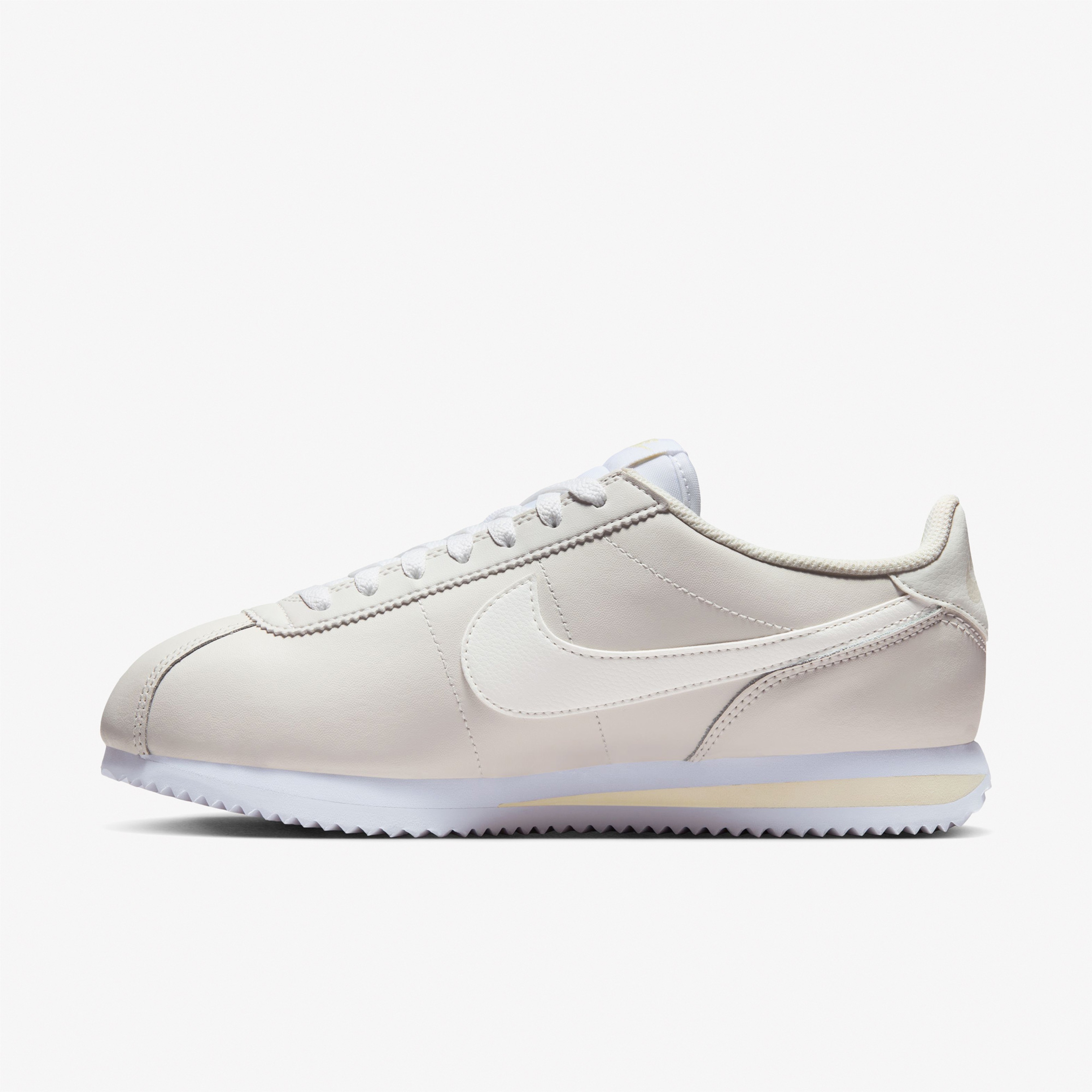 Nike Cortez Kadın Beyaz Sneaker