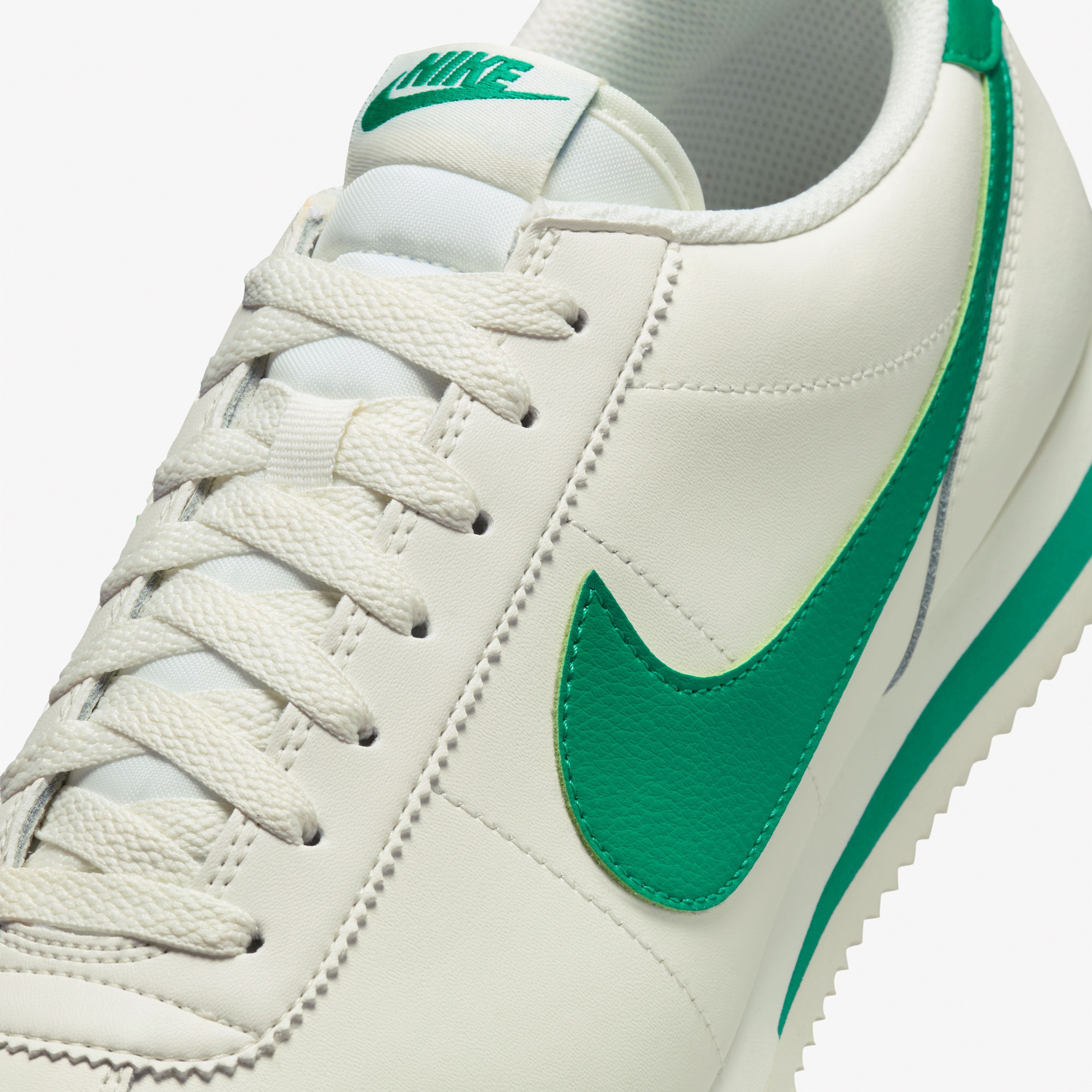 Nike Cortez Erkek Beyaz Sneaker