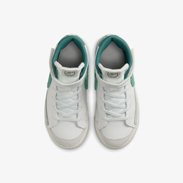 Nike Nike Blazer Mid '77 SE Çocuk Beyaz Spor Ayakkabı Occasion'da! Beyaz - 6. görsel
