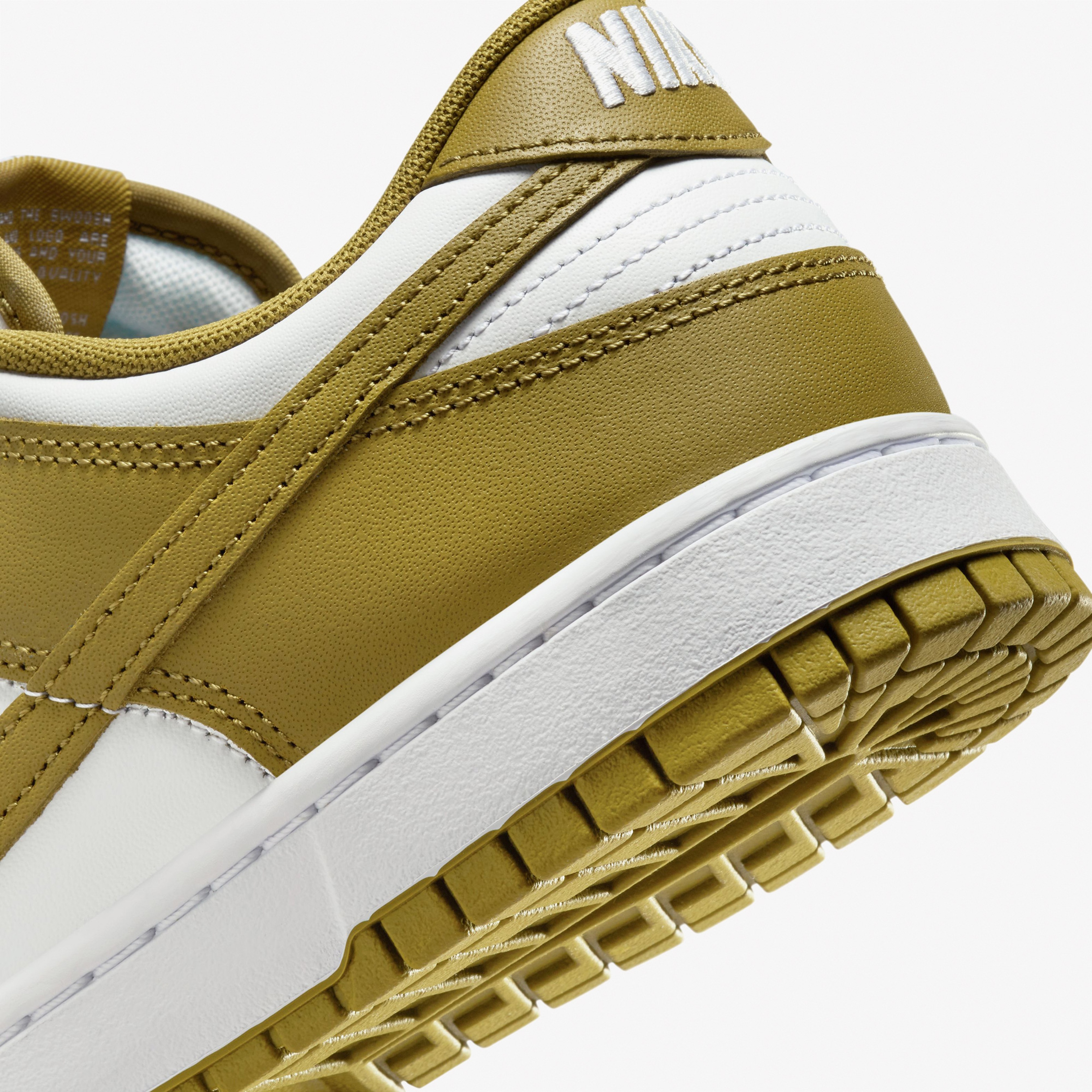 Nike Dunk Low Retro Erkek Beyaz Sneaker