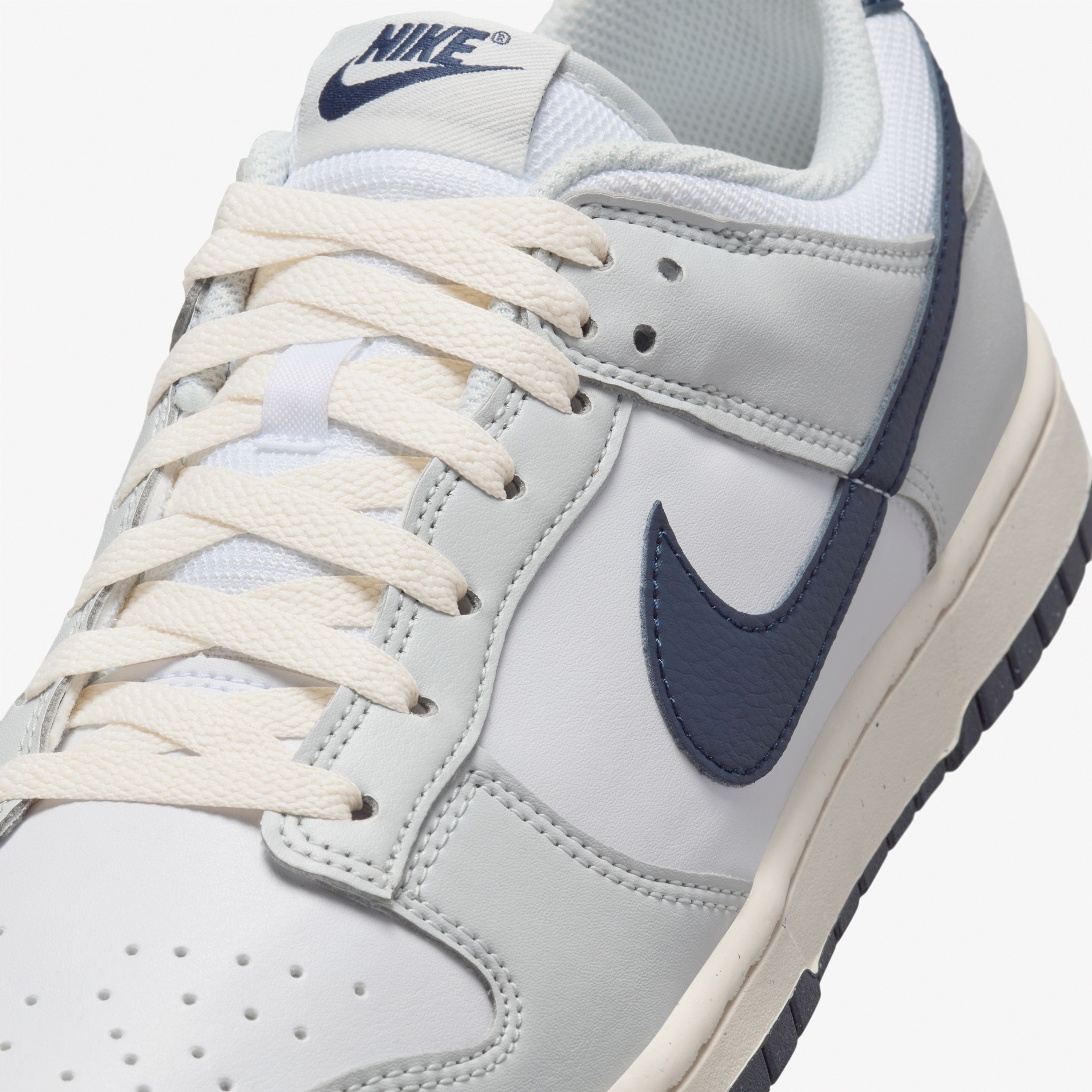 Nike Dunk Low Erkek Beyaz Sneaker