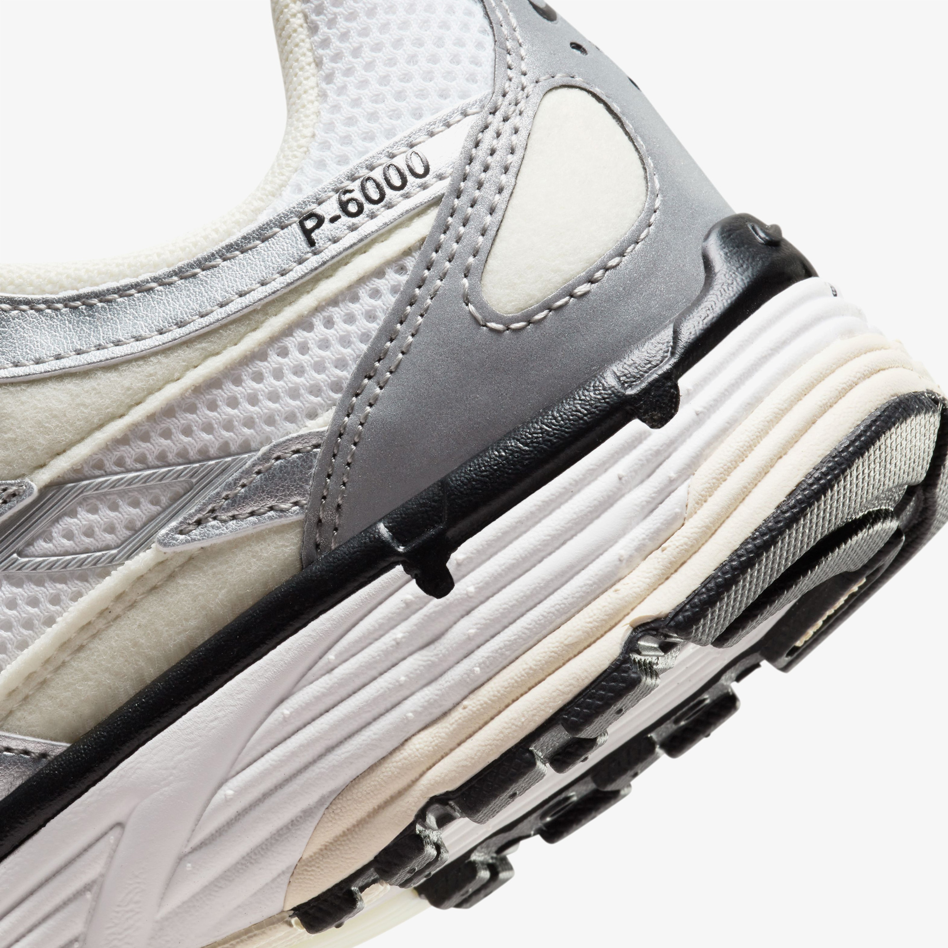 Nike P-6000 Kadın Krem Spor Ayakkabı
