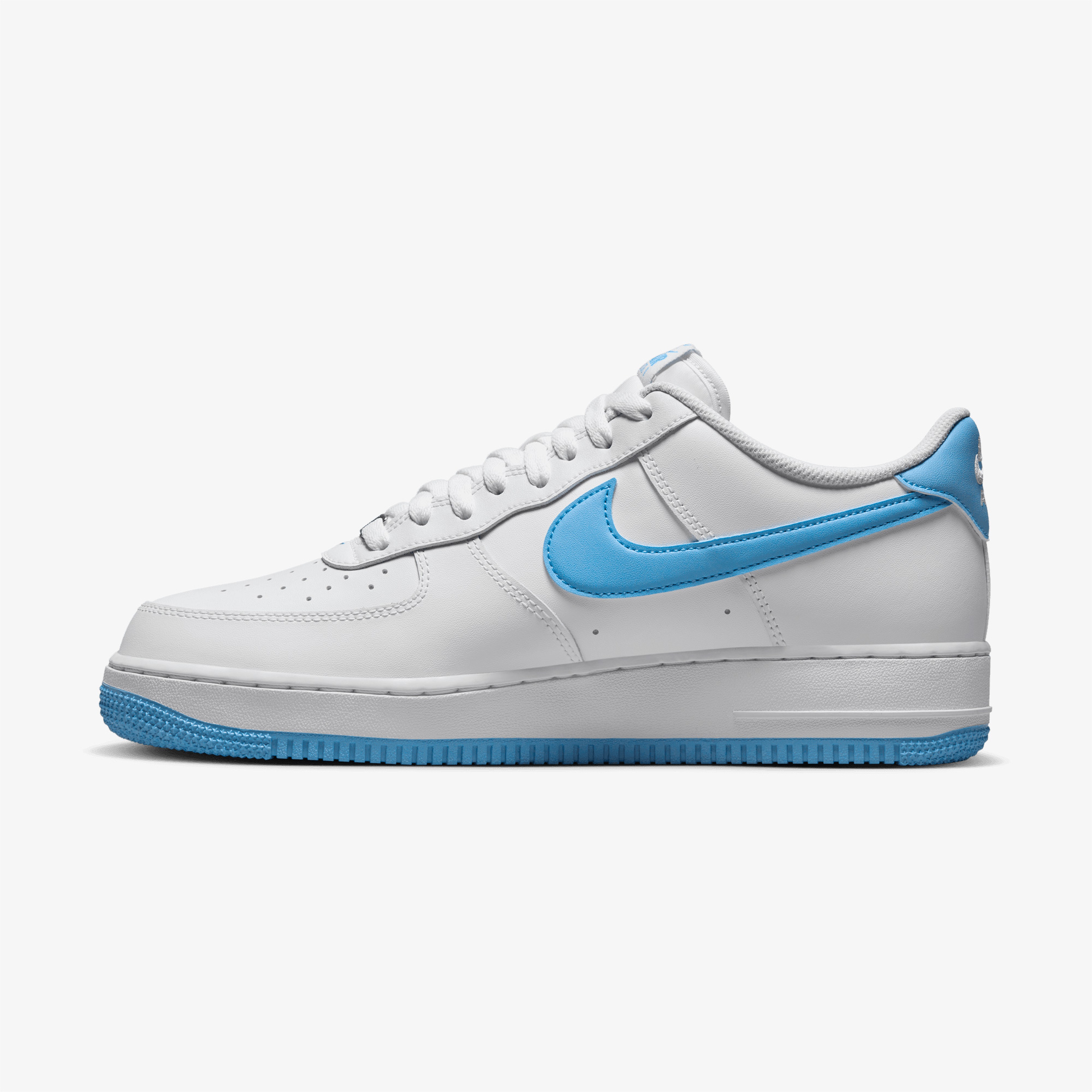 Nike Air Force 1 07 Erkek Beyaz Sneaker