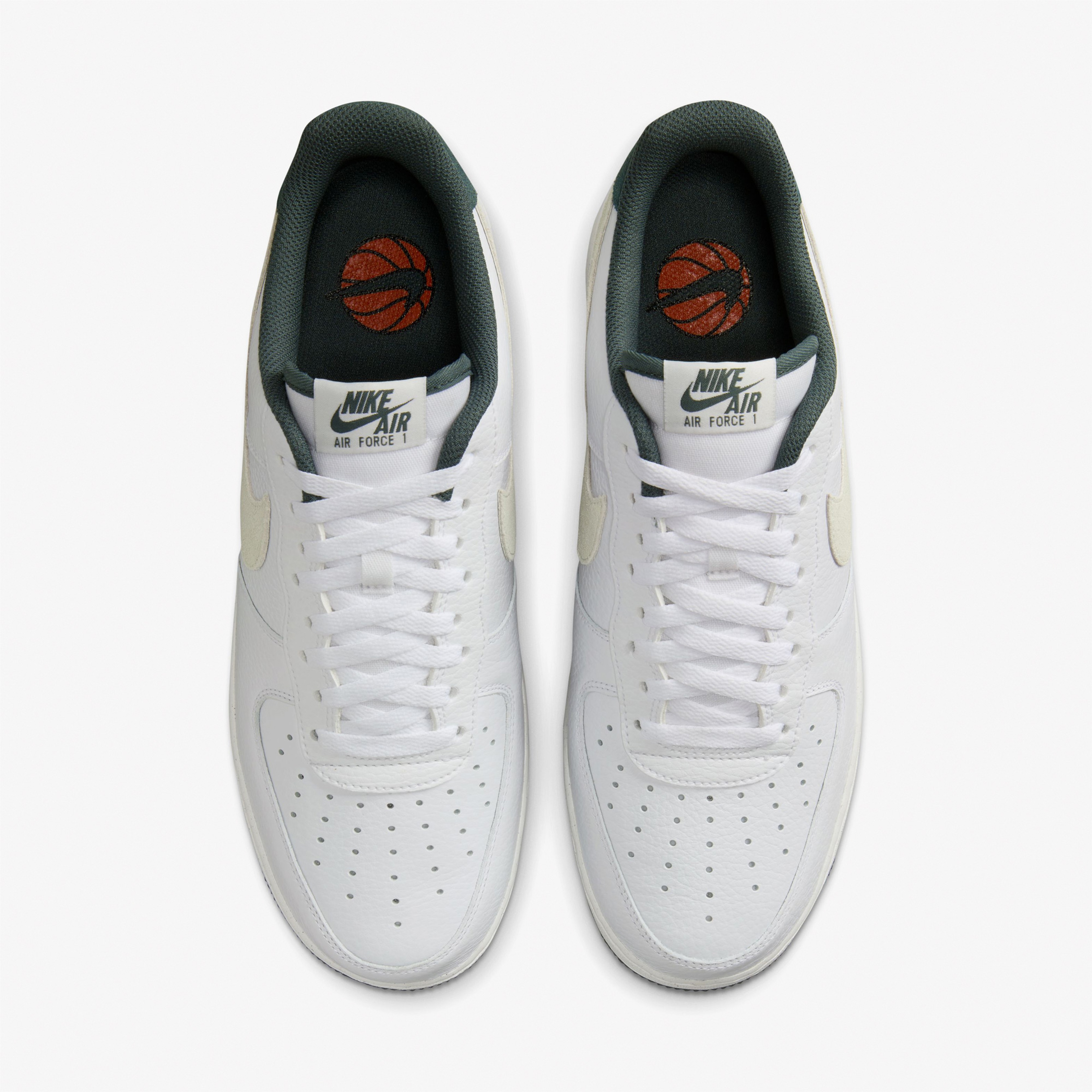 Nike Air Force 1 07 LV8 Erkek Beyaz Sneaker