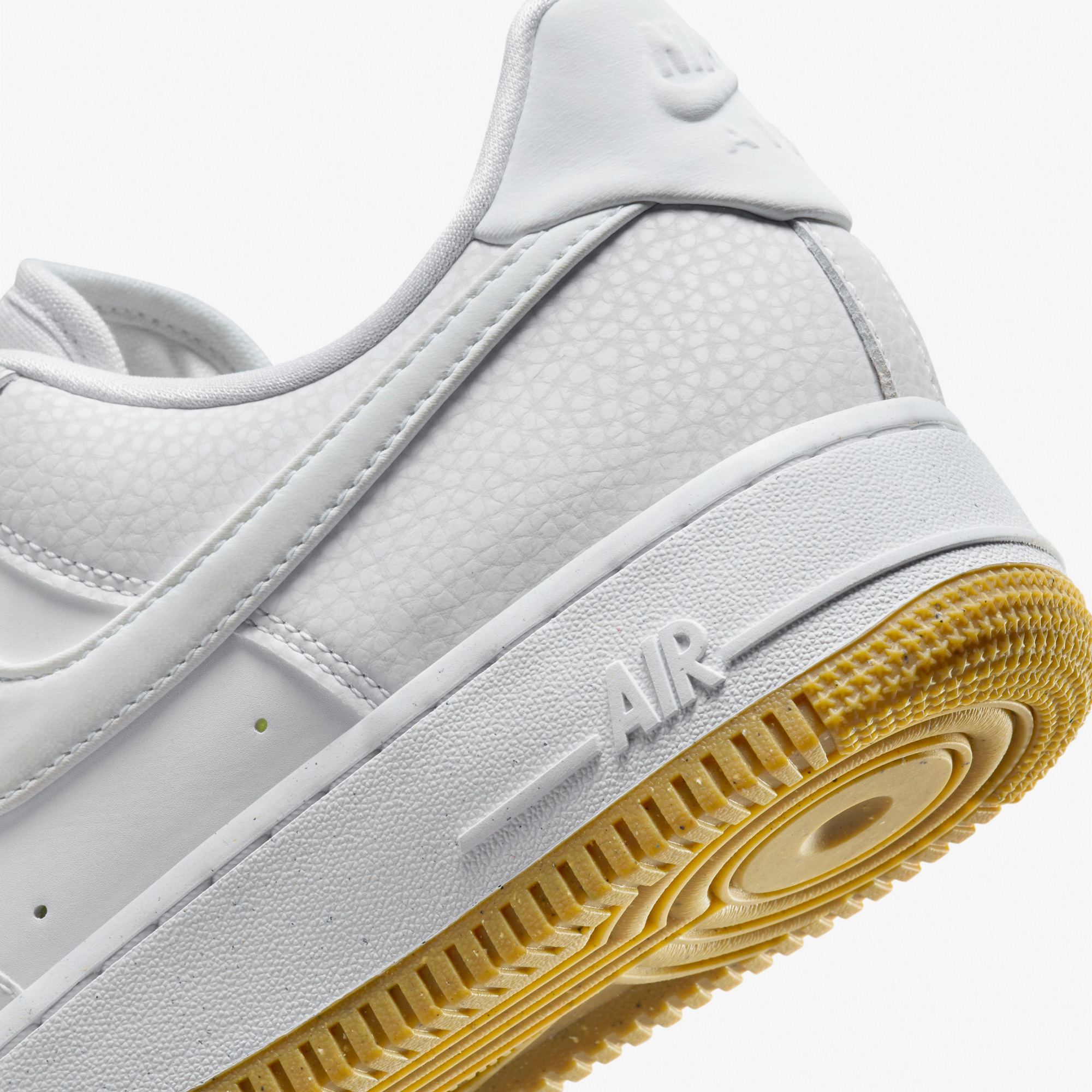 Nike Air Force 1 07 Next Nature Kadın Beyaz Sneaker