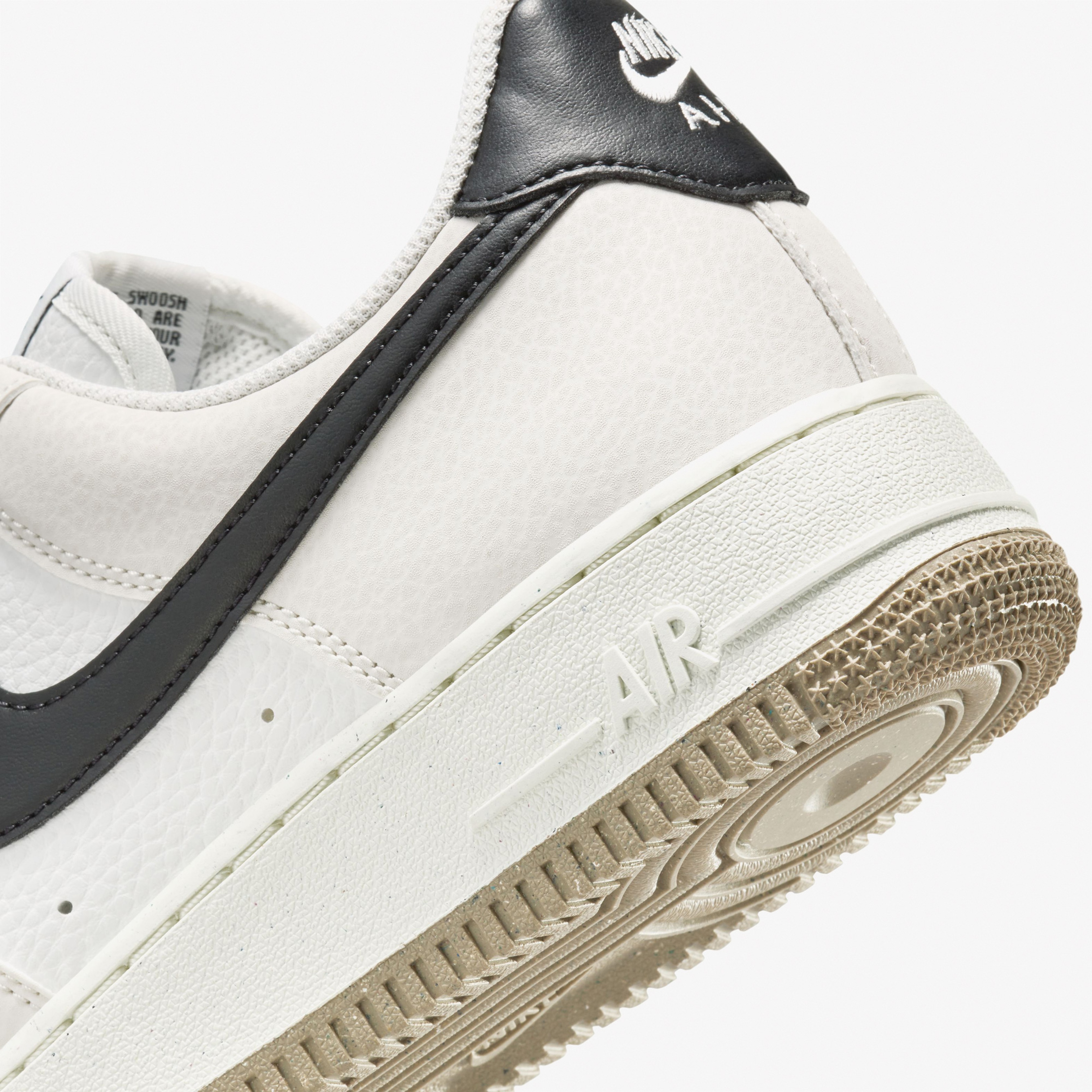 Nike Air Force 1 07 Next Nature Kadın Beyaz Sneaker